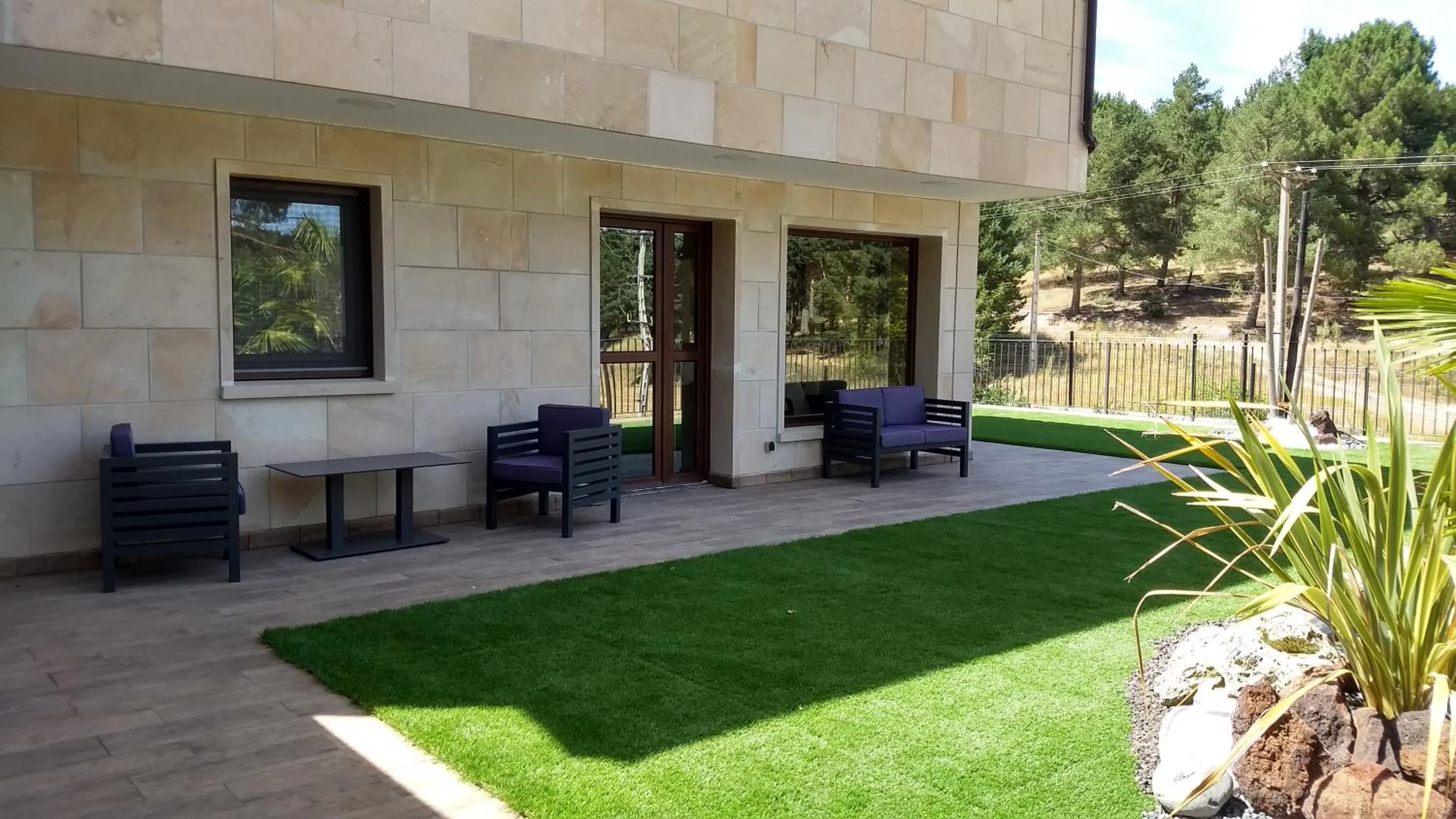 Garden in Hotel Rural El Nido de Pinares