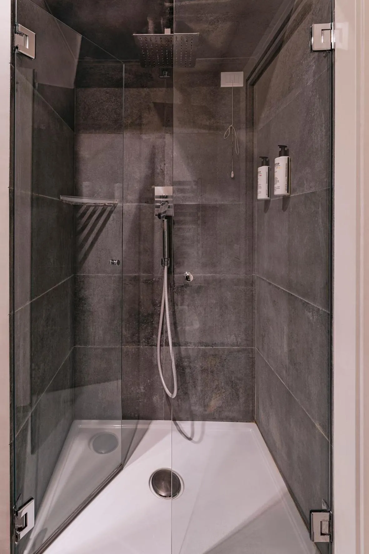 Shower in La Smorfia