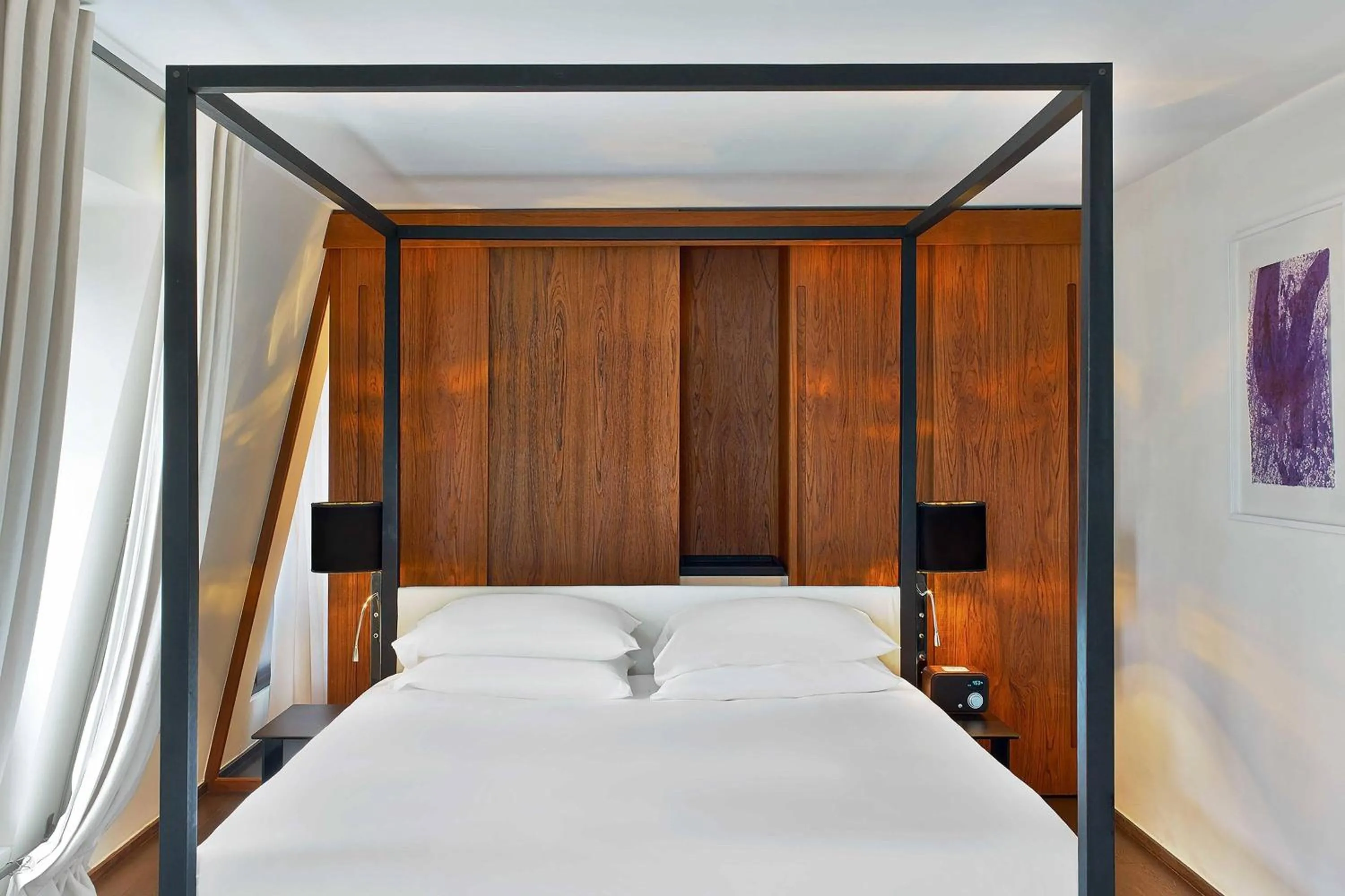 Photo of the whole room, Bed in Le Metropolitan, Paris Tour Eiffel, a Tribute Portfolio Hotel