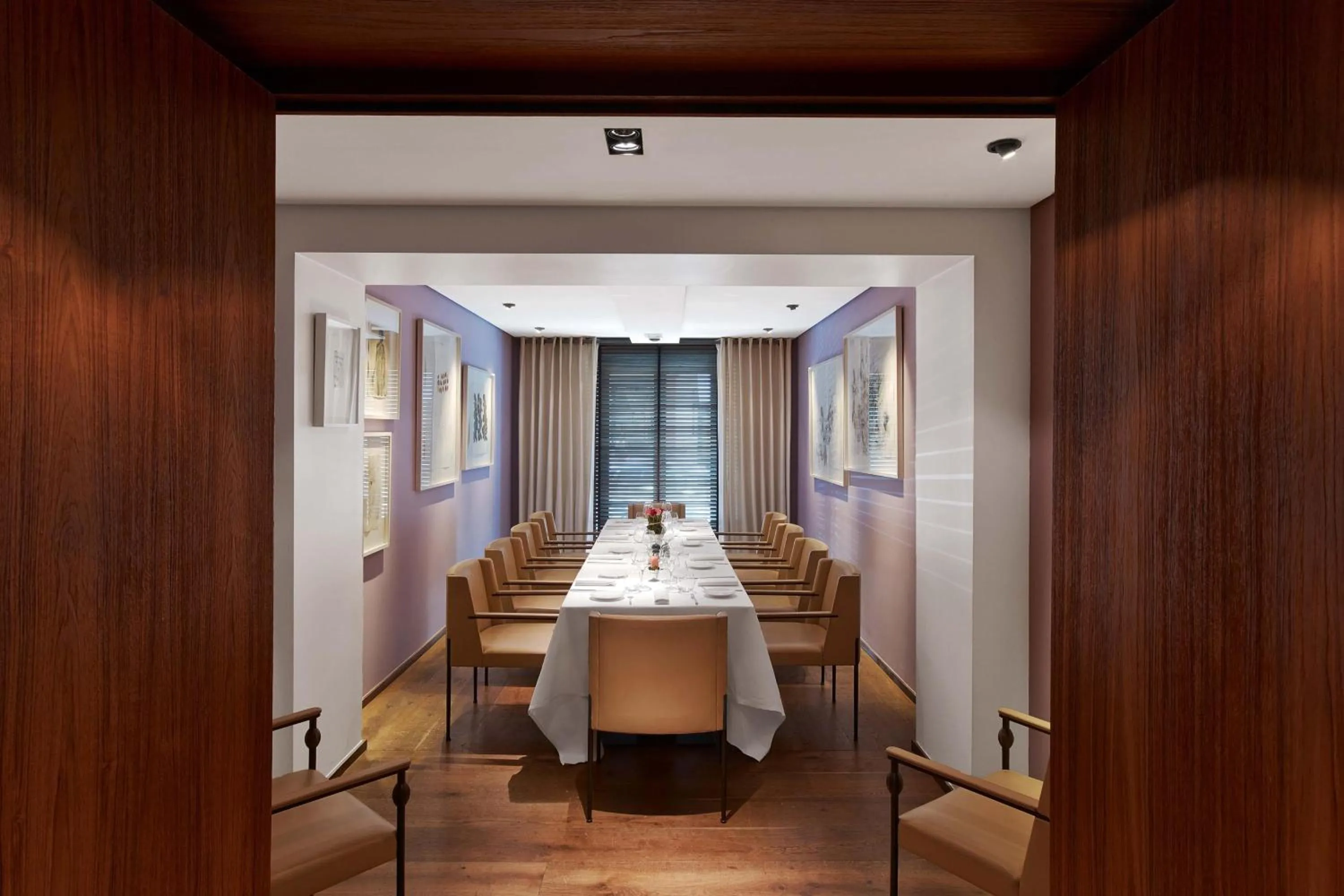 Meeting/conference room in Le Metropolitan, Paris Tour Eiffel, a Tribute Portfolio Hotel