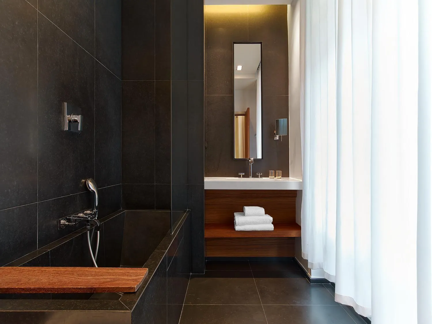 Shower in Le Metropolitan, Paris Tour Eiffel, a Tribute Portfolio Hotel