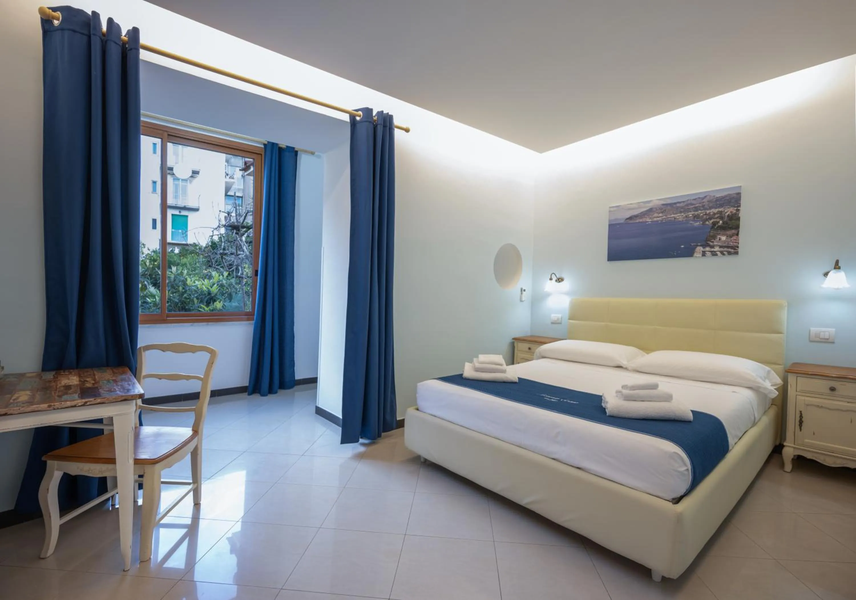 Bed in Sorrento Coast Relais