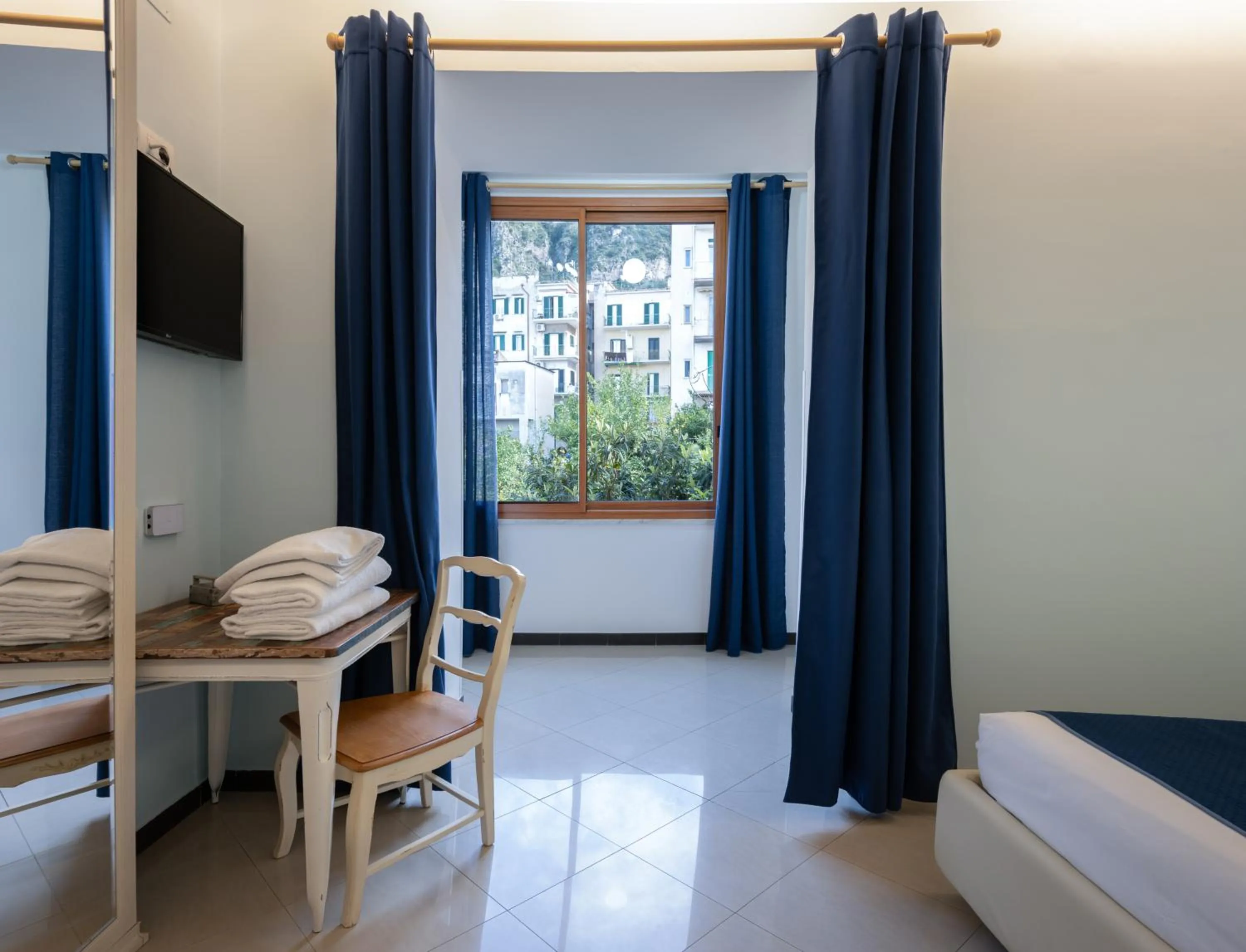 Bed in Sorrento Coast Relais