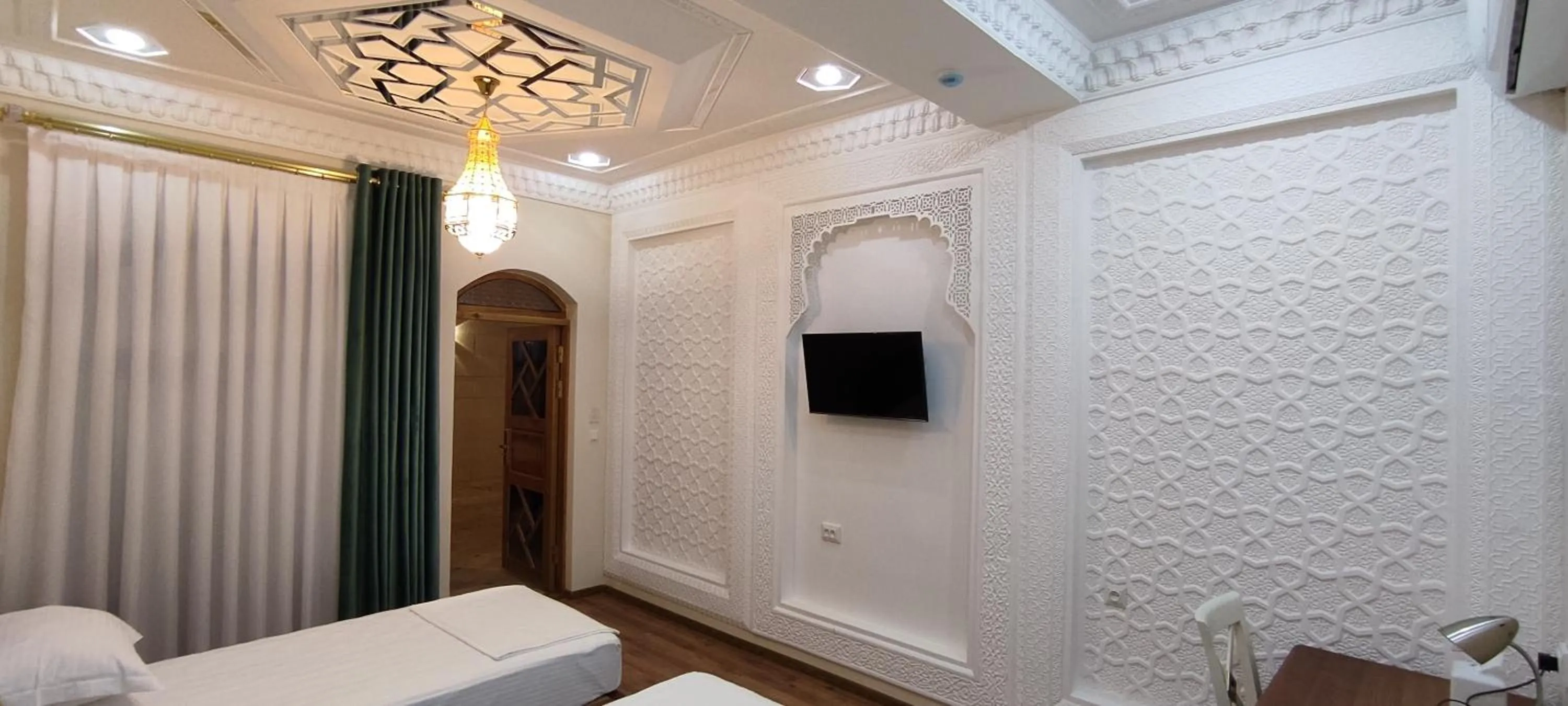 Bed in Boutique Safiya