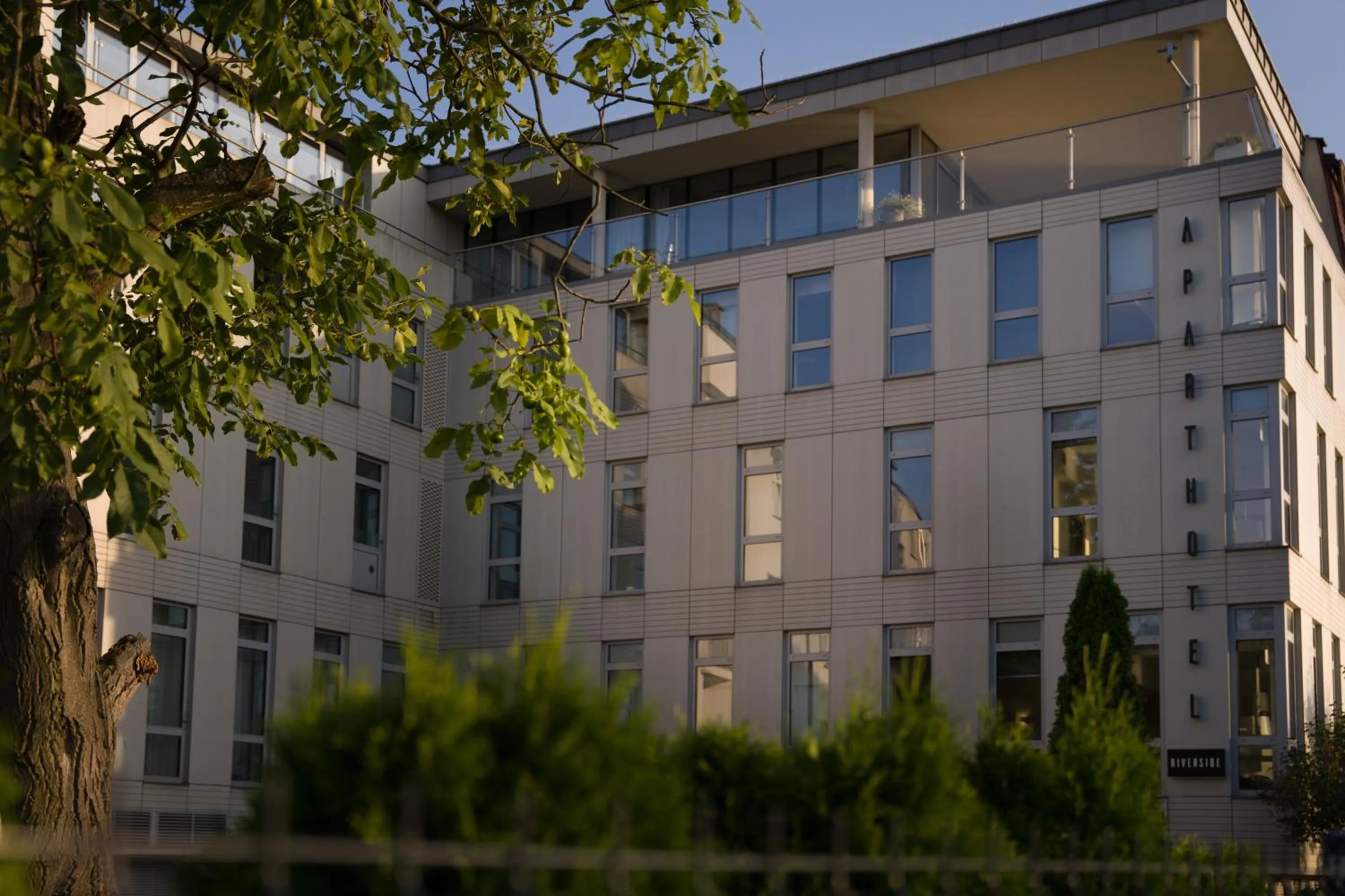 Property building in Riverside Aparthotel Cracow