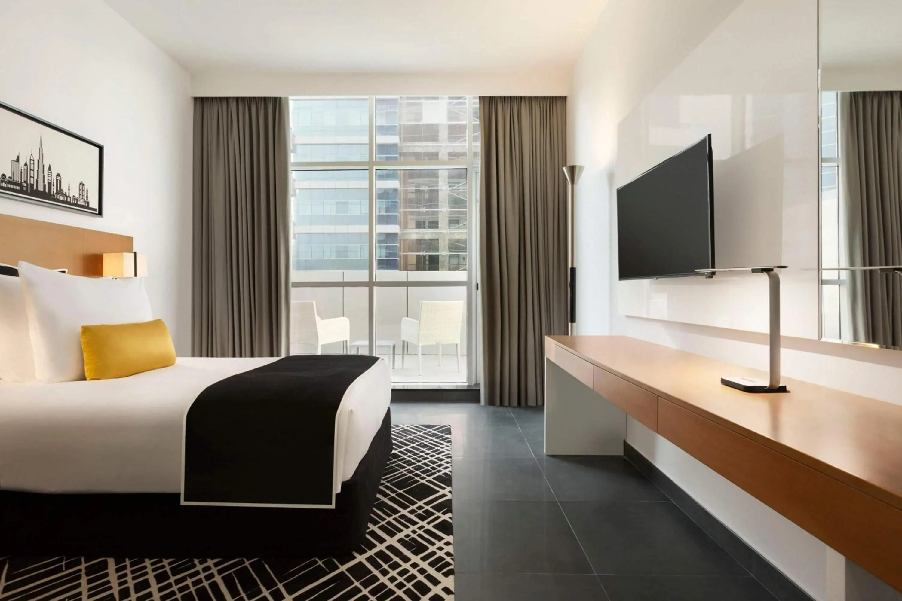 Photo of the whole room, Bed in TRYP by Wyndham Dubai