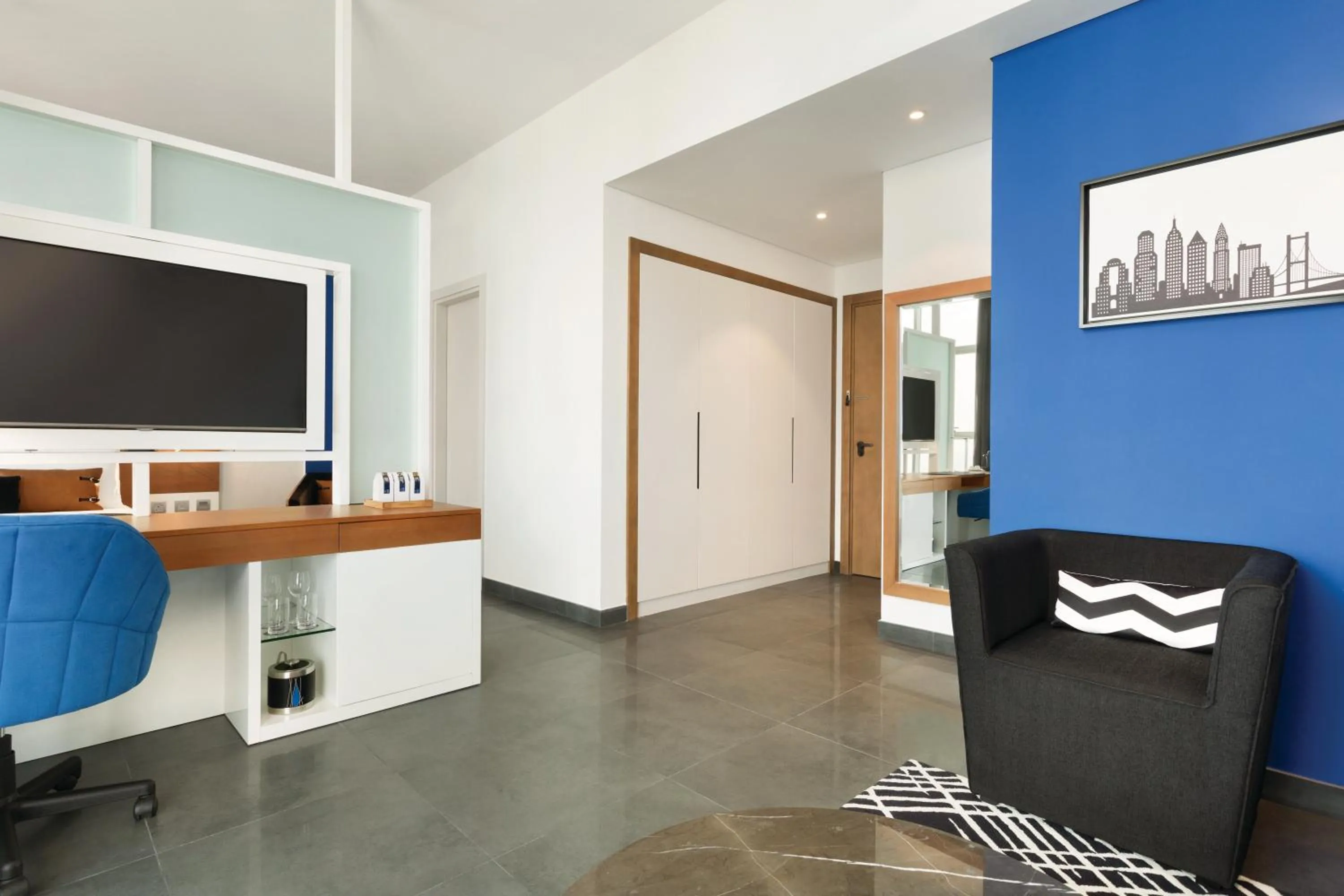 Bedroom in TRYP by Wyndham Dubai