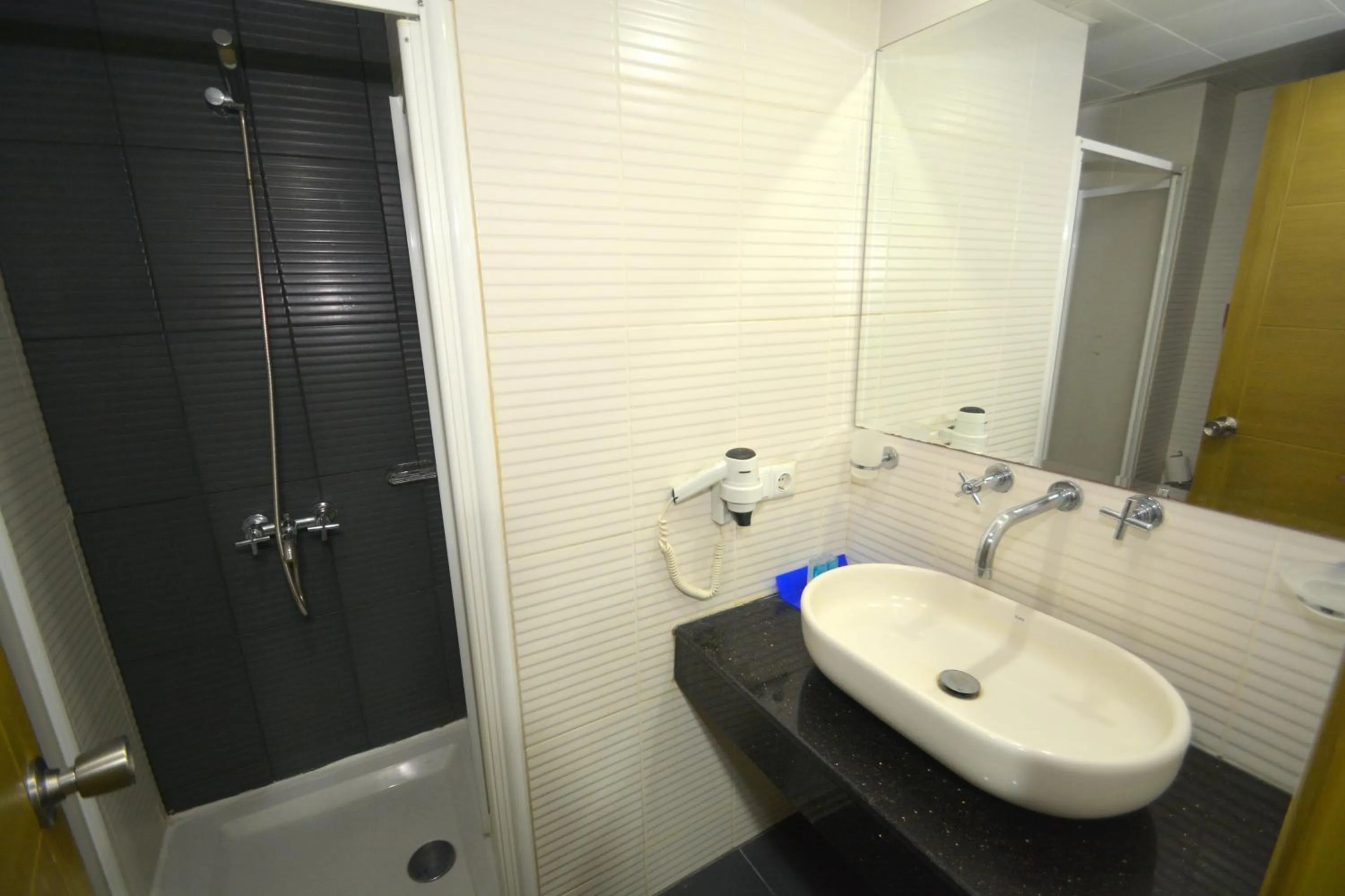 Bathroom in Istankoy Hotel