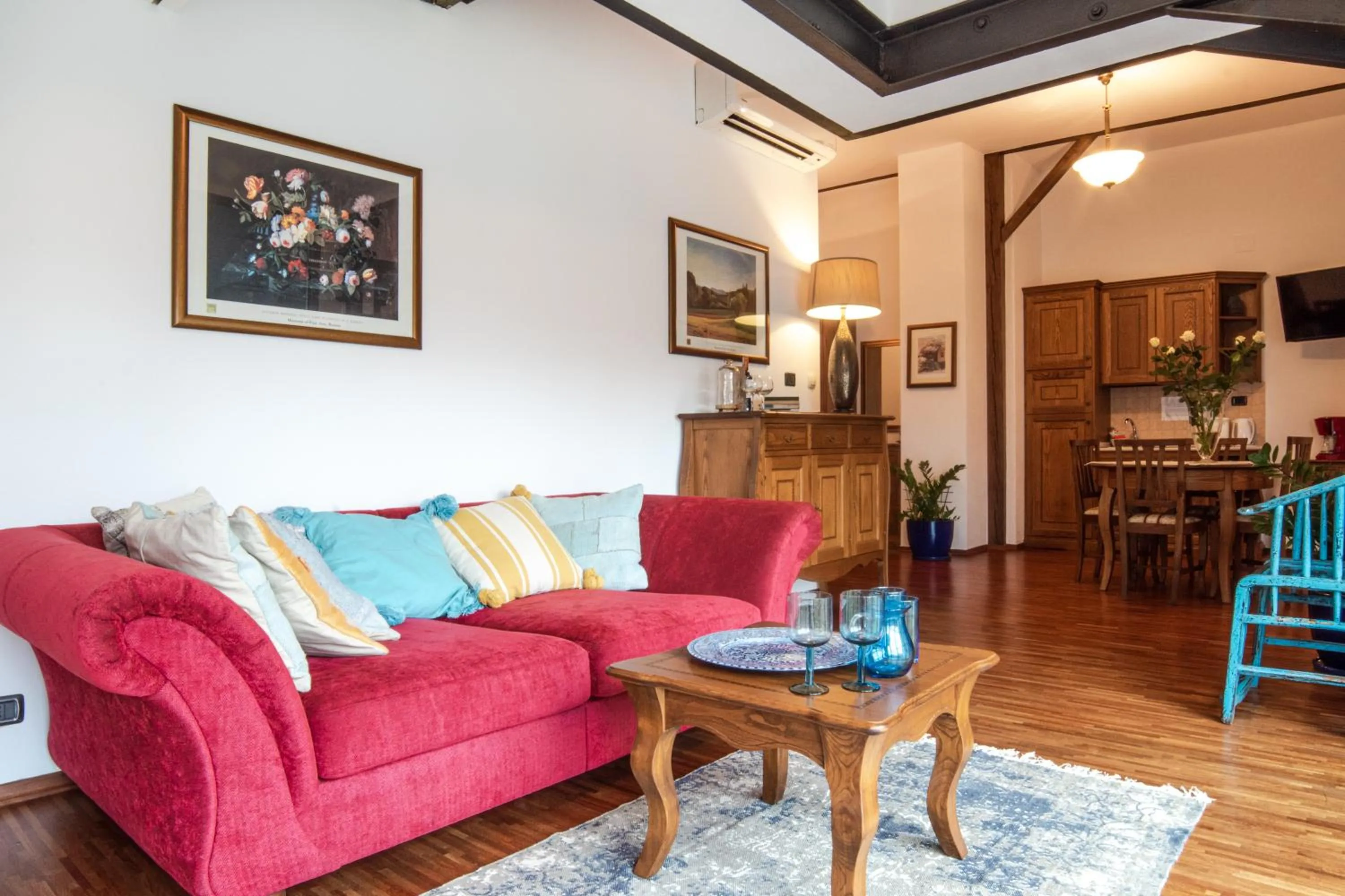 Photo of the whole room in Aparthotel Hornigold "W Zielonej Kamienicy"