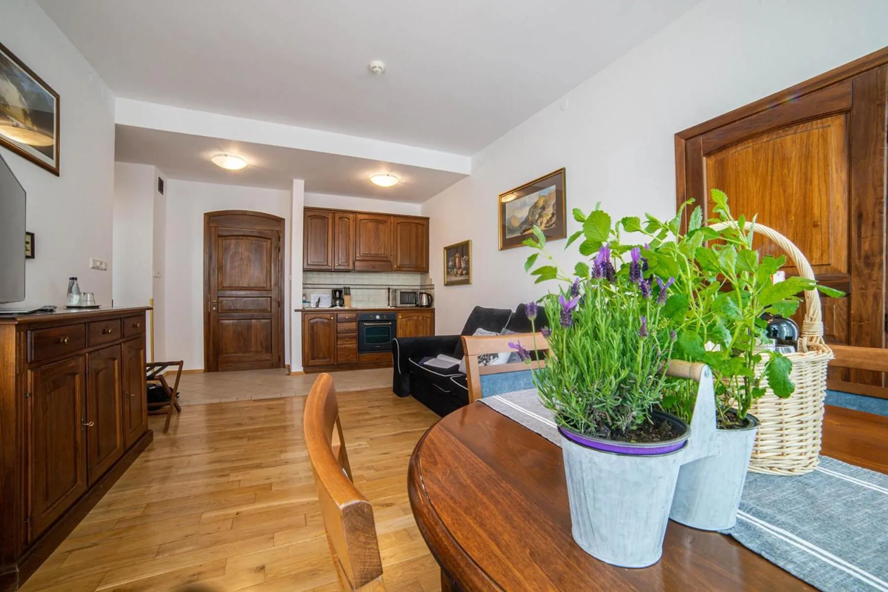 Kitchen or kitchenette in Aparthotel Hornigold "W Zielonej Kamienicy"