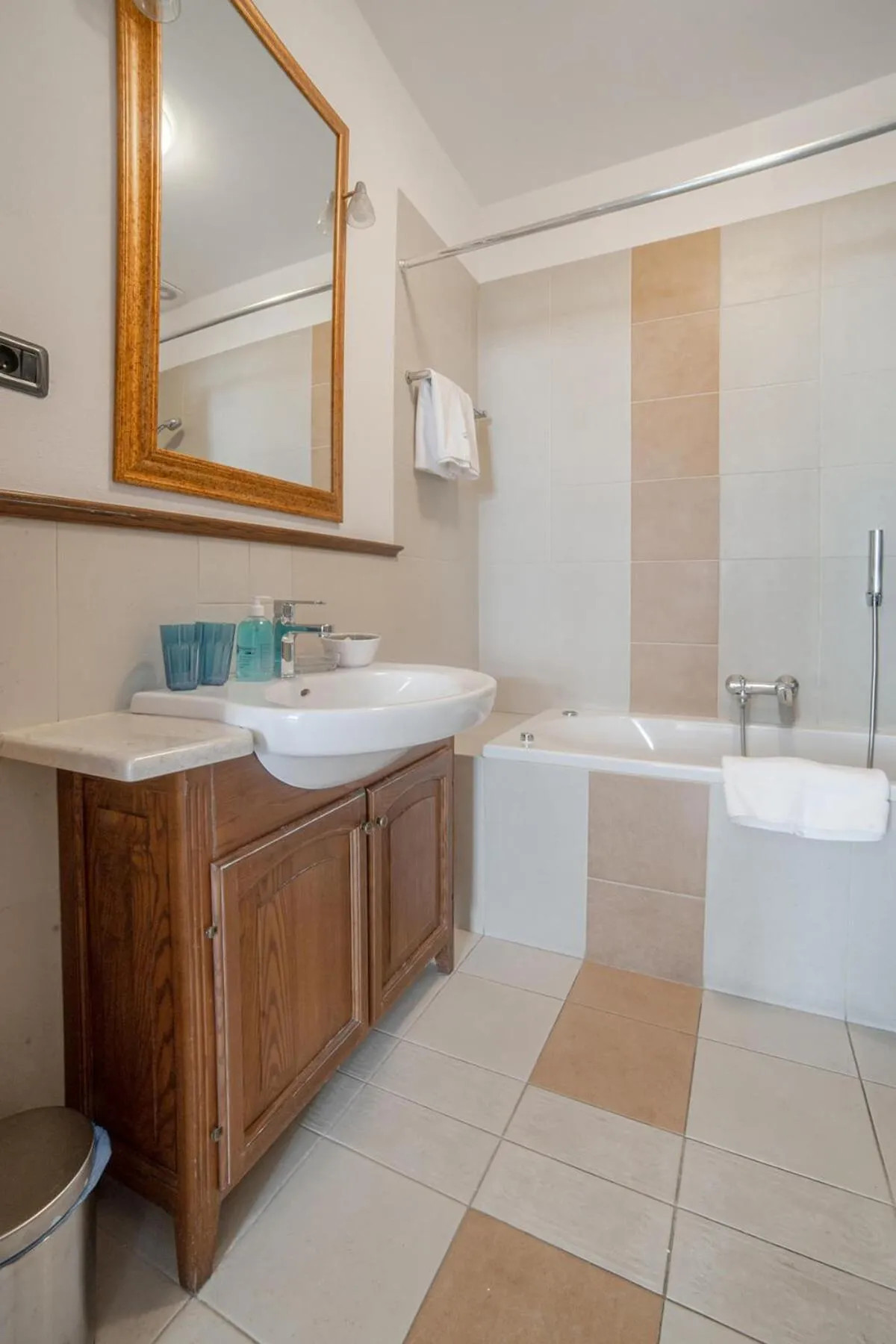 Bathroom in Aparthotel Hornigold "W Zielonej Kamienicy"