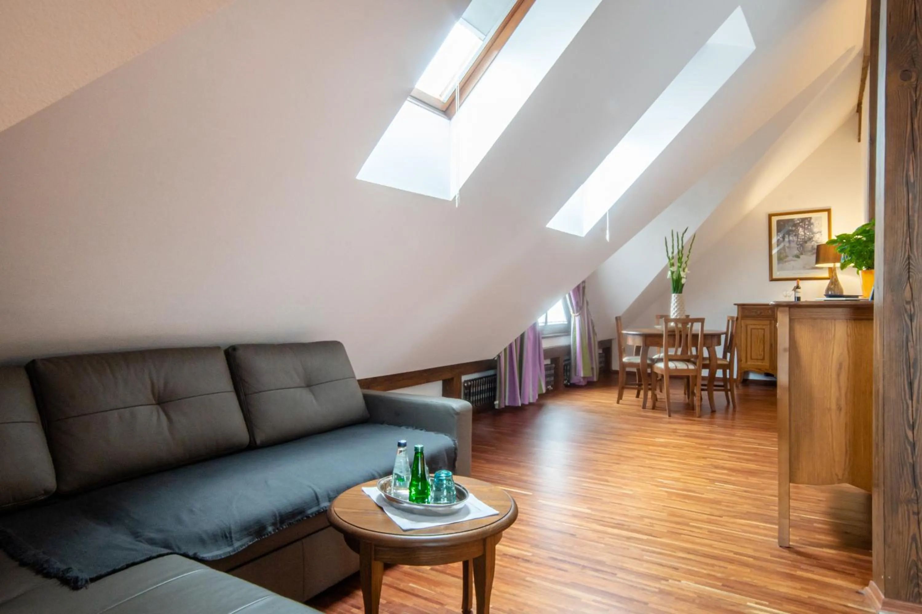 Photo of the whole room in Aparthotel Hornigold "W Zielonej Kamienicy"