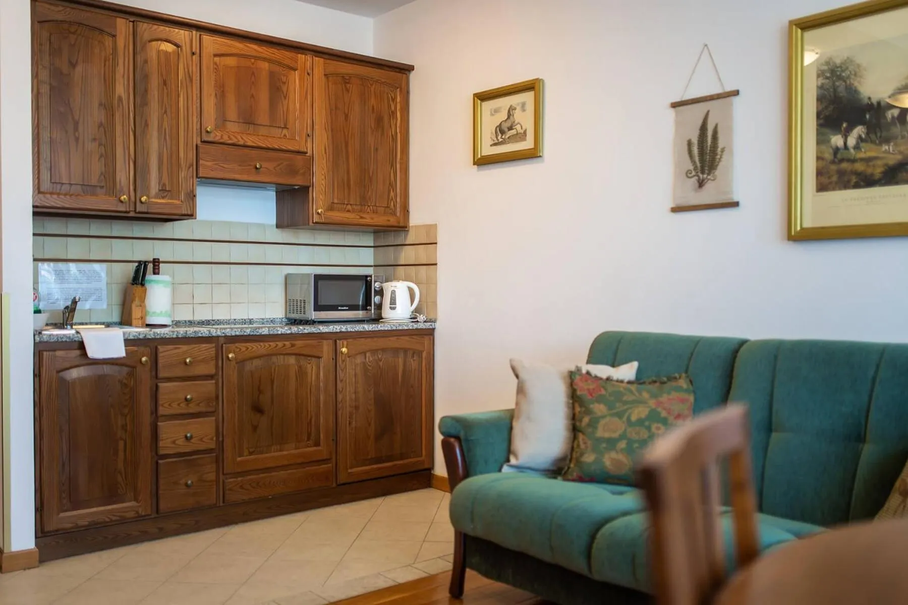 Kitchen or kitchenette in Aparthotel Hornigold "W Zielonej Kamienicy"