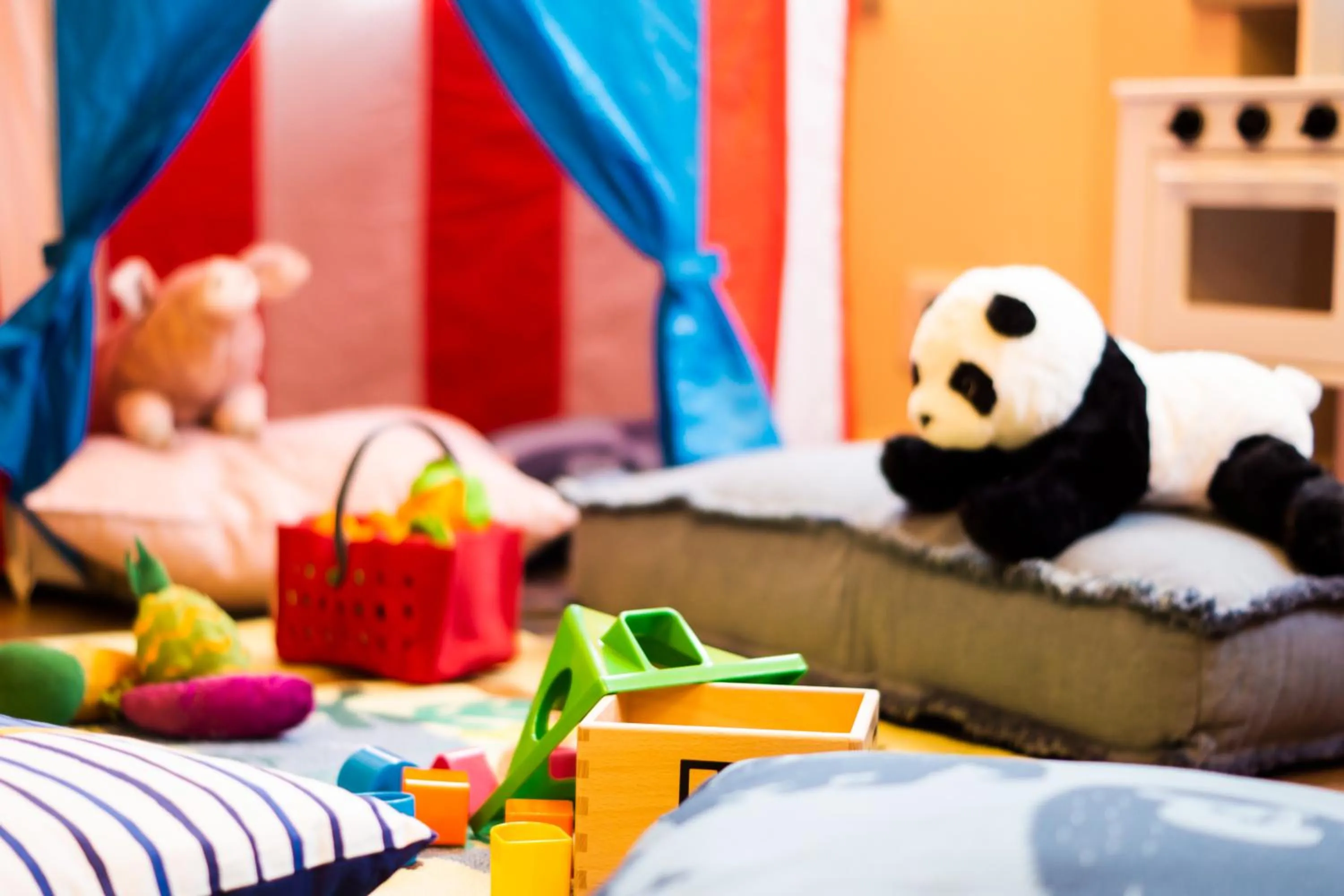 young children, Bed in Aparthotel Hornigold "W Zielonej Kamienicy"