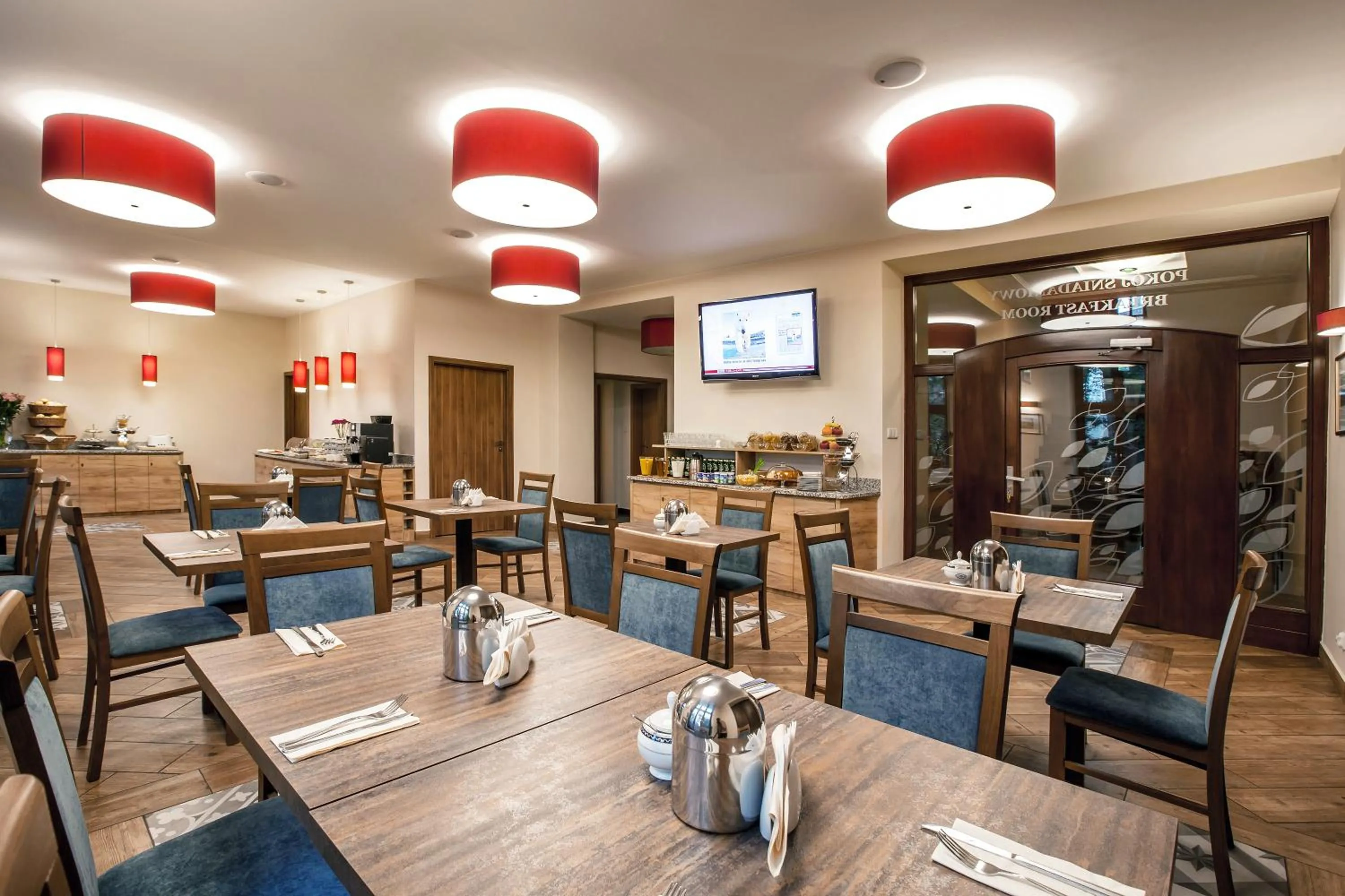 Restaurant/places to eat in Aparthotel Hornigold "W Zielonej Kamienicy"