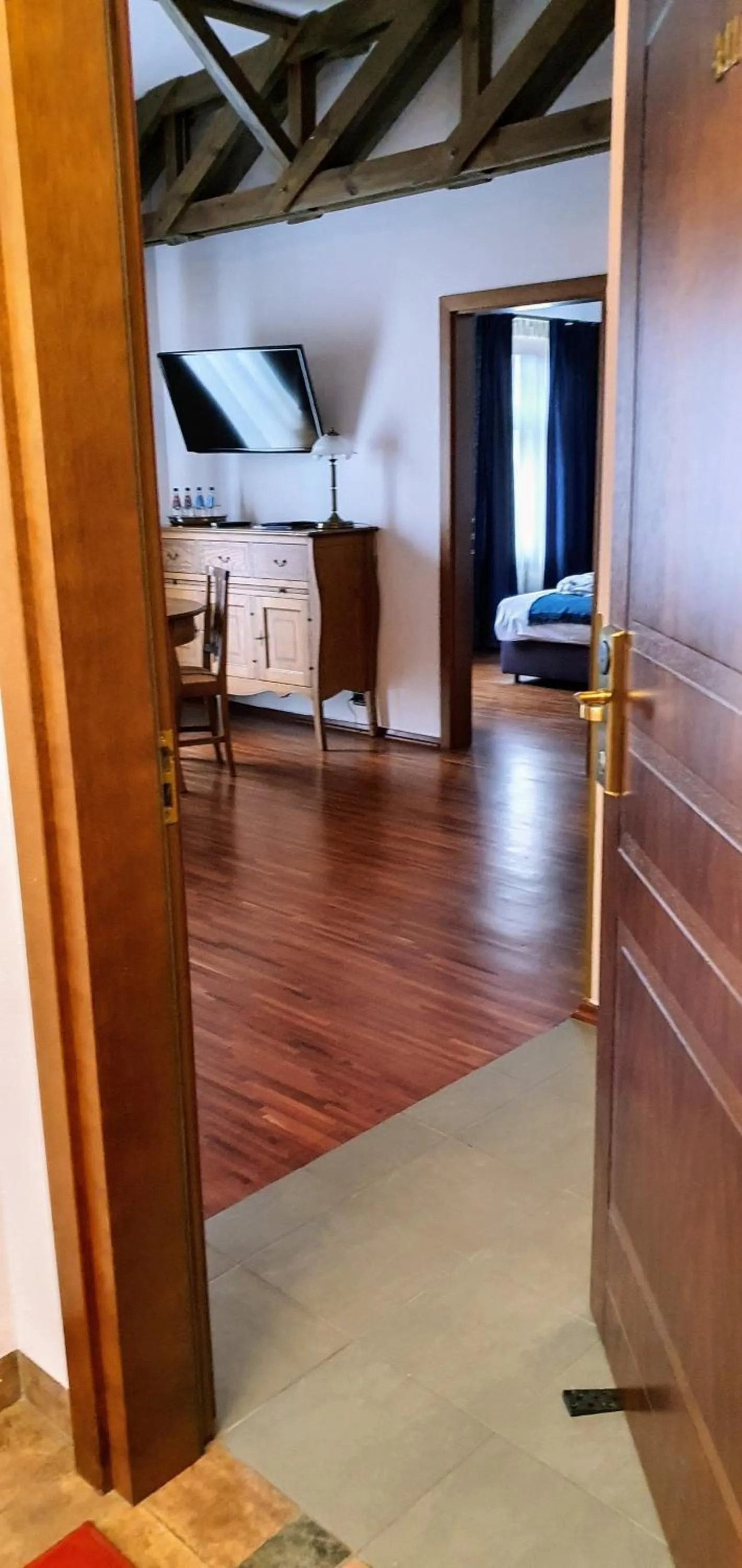 Photo of the whole room in Aparthotel Hornigold "W Zielonej Kamienicy"