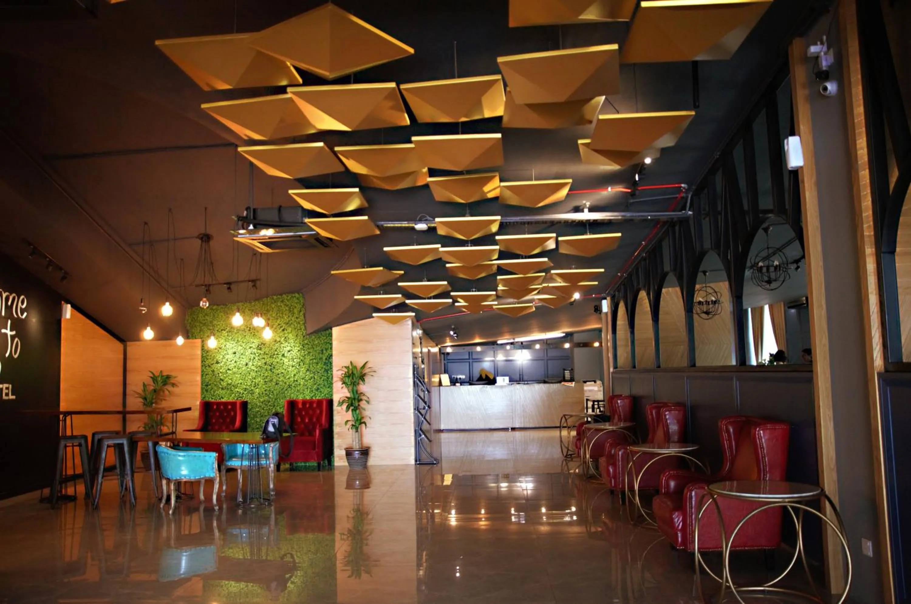 Lobby or reception in G5 HOTEL AND SERVICED APARTMENT