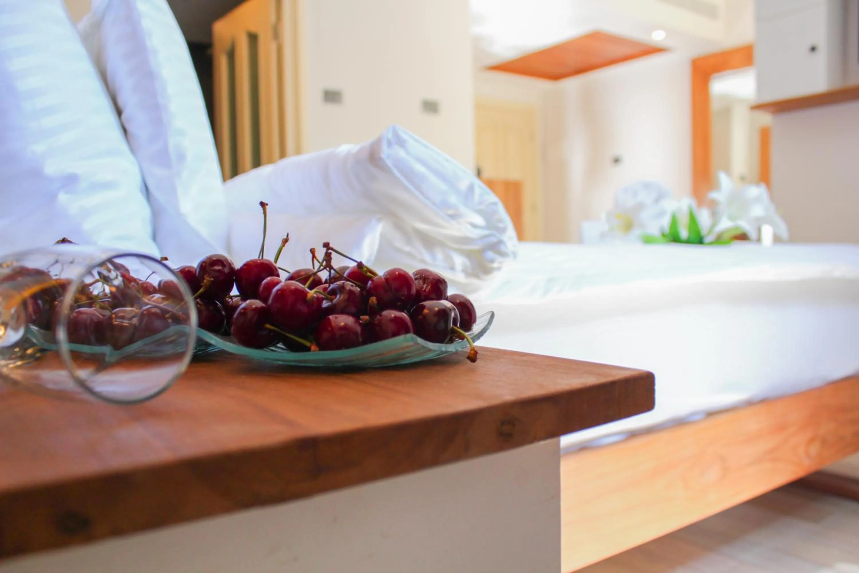 Coffee/tea facilities, Bed in Yarden Estate Hotel