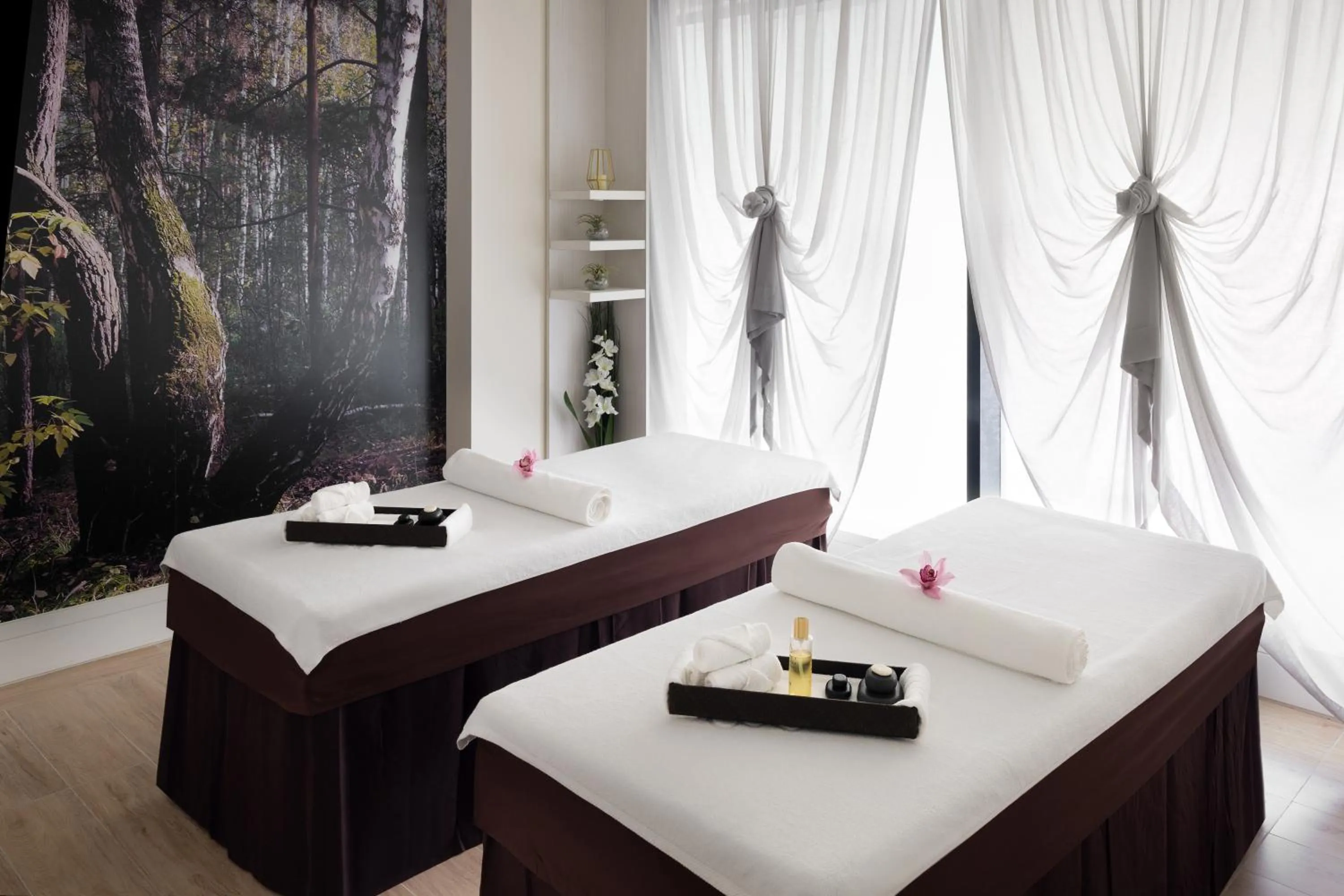 Massage, Bed in The Hotel Galleria Jeddah, Curio Collection by Hilton