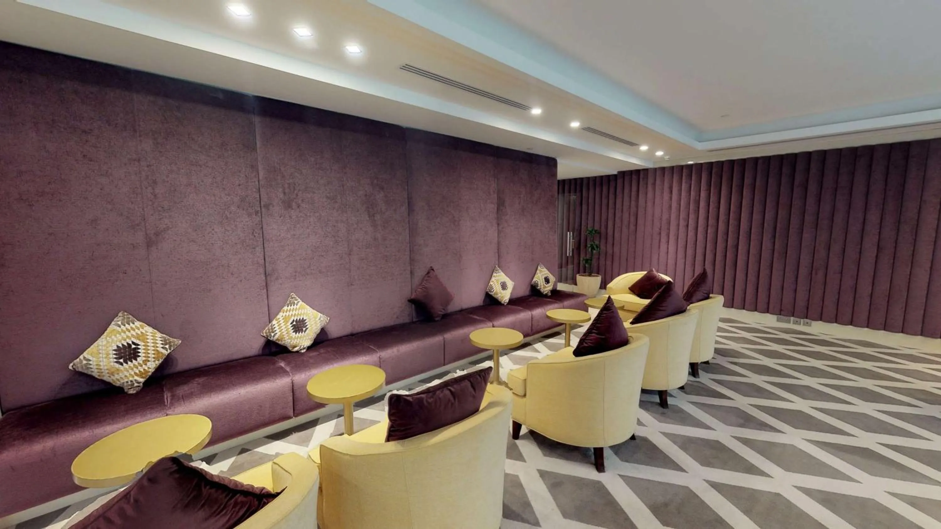Meeting/conference room in The Hotel Galleria Jeddah, Curio Collection by Hilton