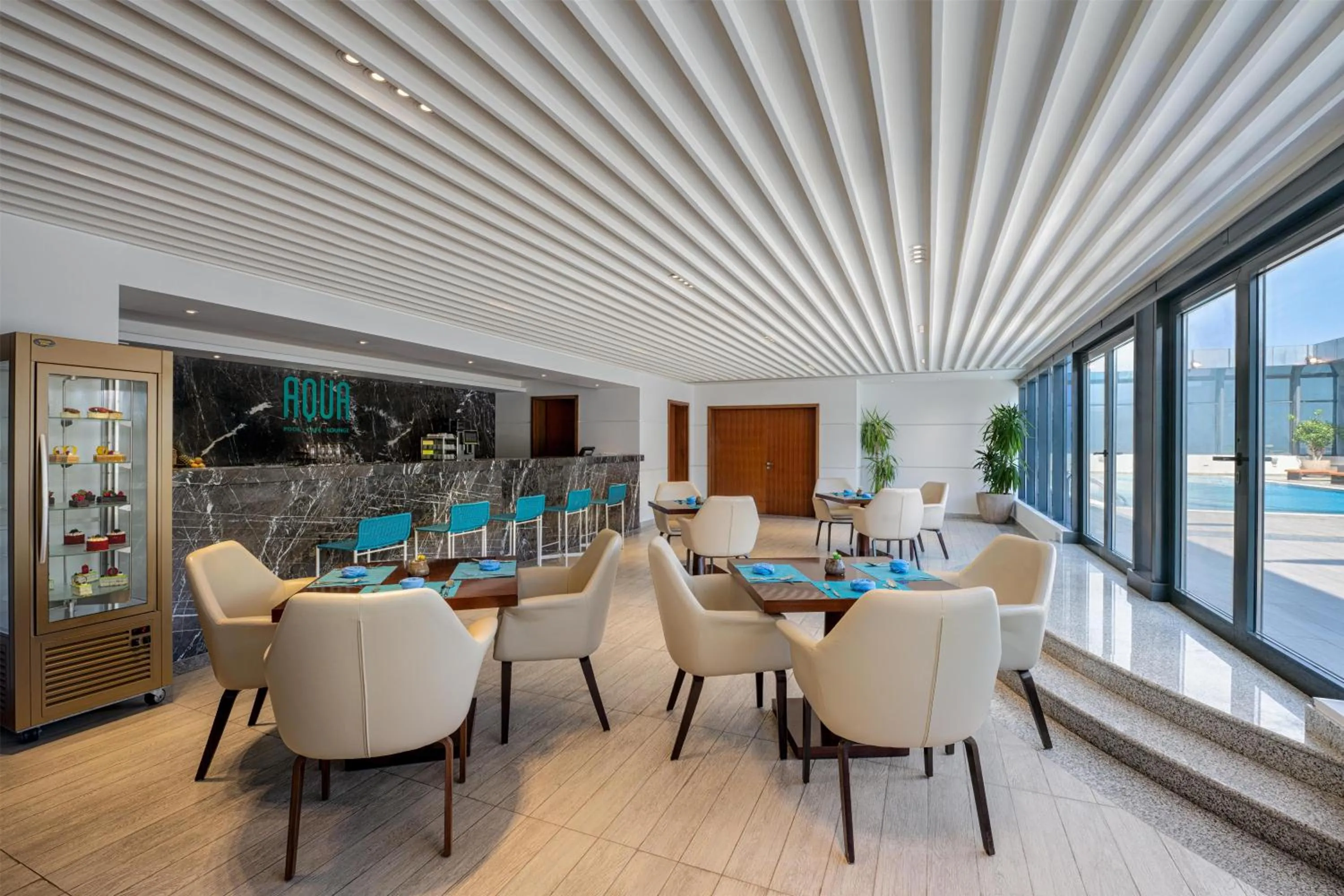 Restaurant/places to eat in The Hotel Galleria Jeddah, Curio Collection by Hilton