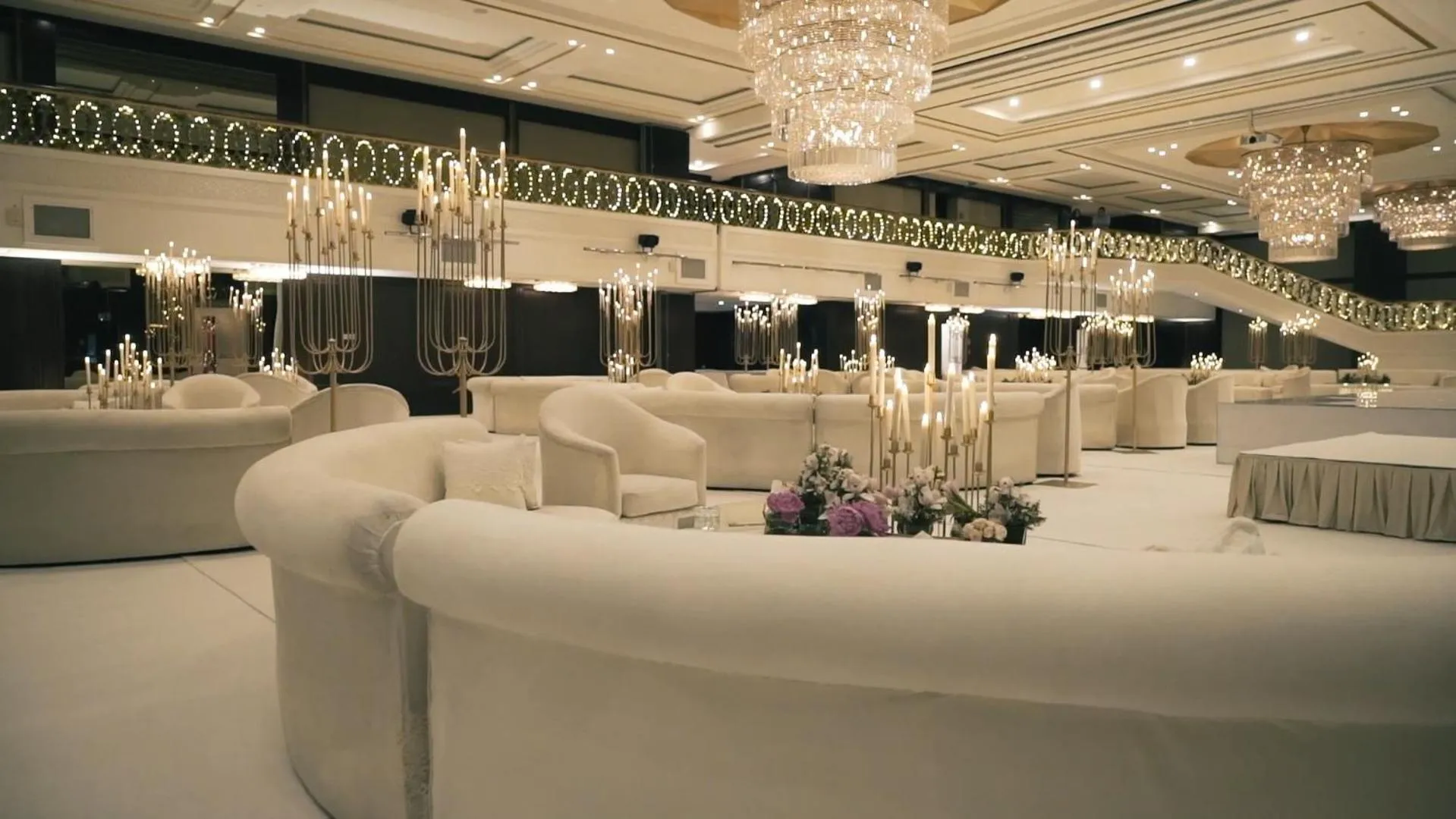 wedding in The Hotel Galleria Jeddah, Curio Collection by Hilton