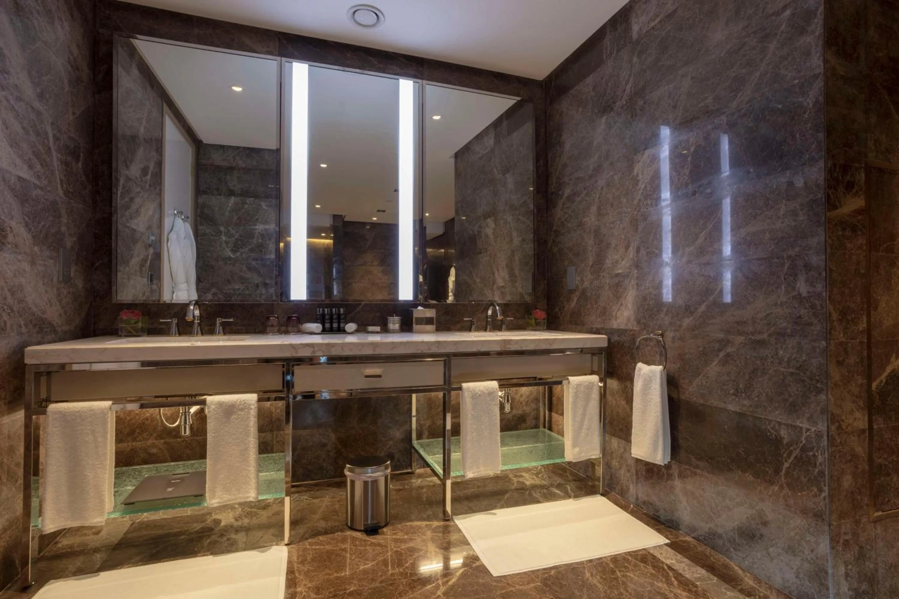 Bathroom in The Hotel Galleria Jeddah, Curio Collection by Hilton