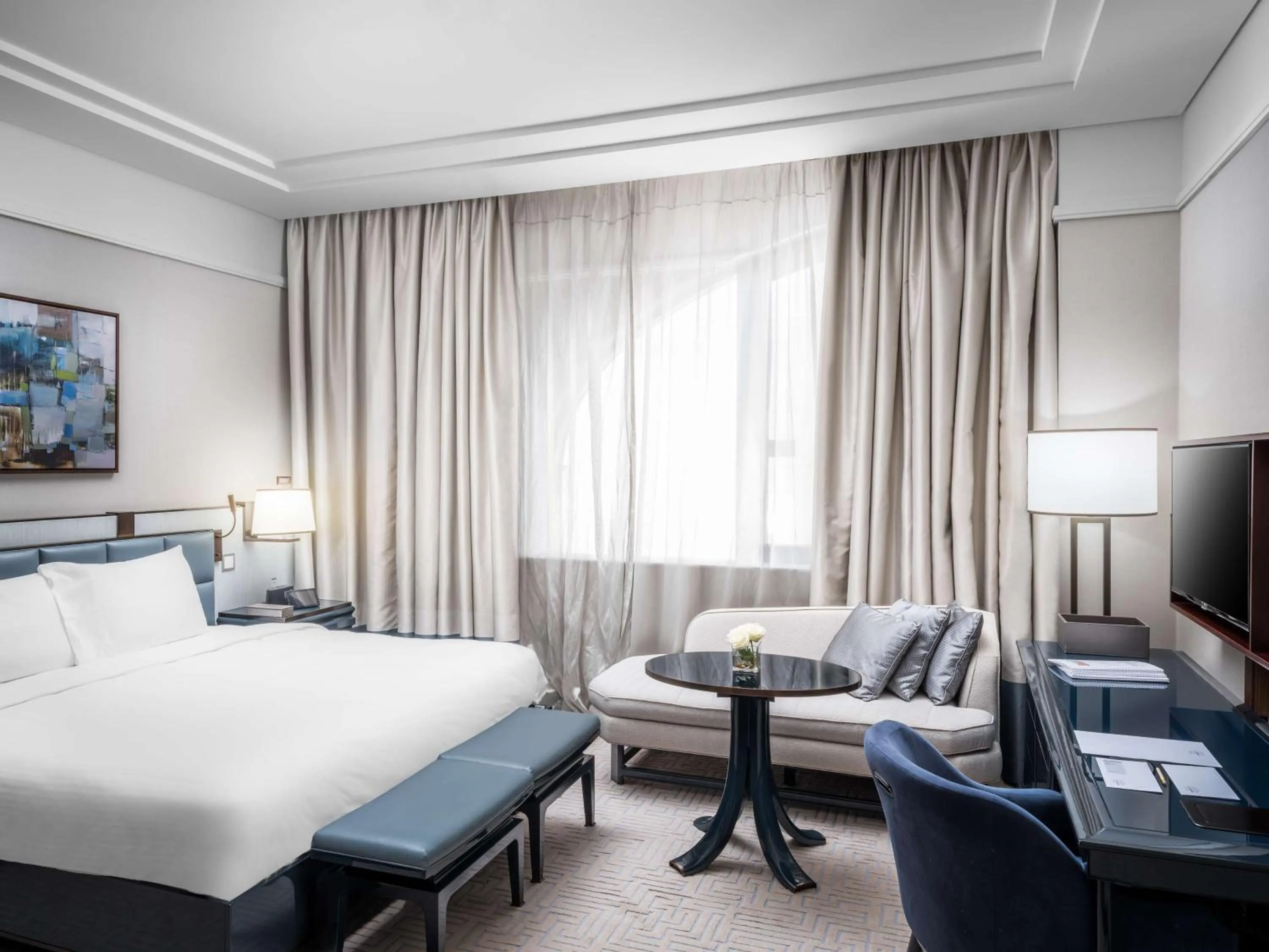 Bed in The Hotel Galleria Jeddah, Curio Collection by Hilton