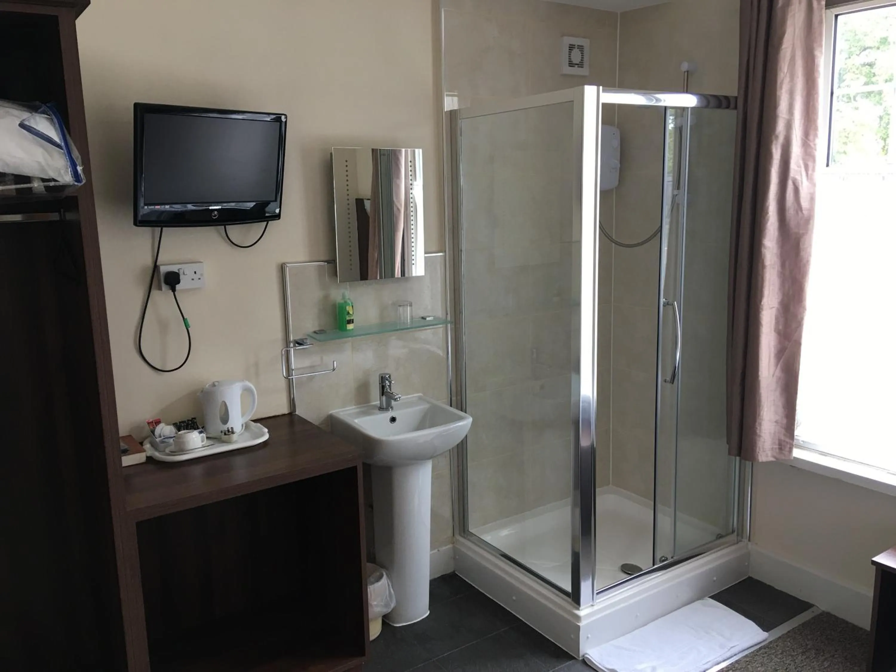 South Fork Guest House