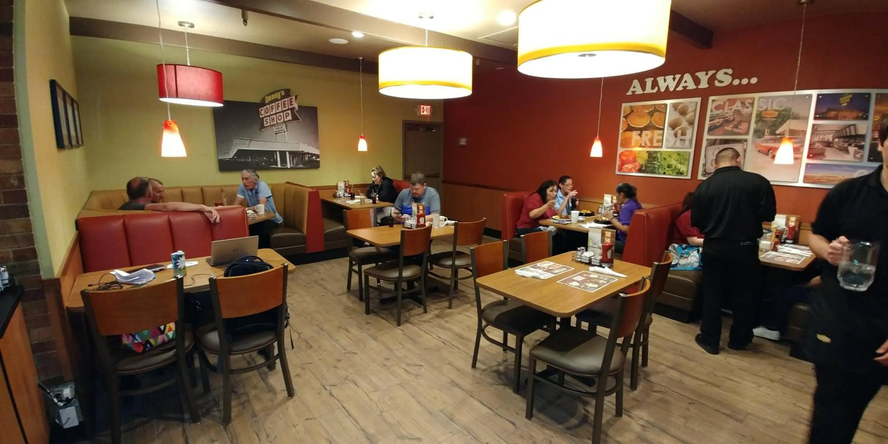 Restaurant/places to eat in Hotel Nevada & Gambling Hall