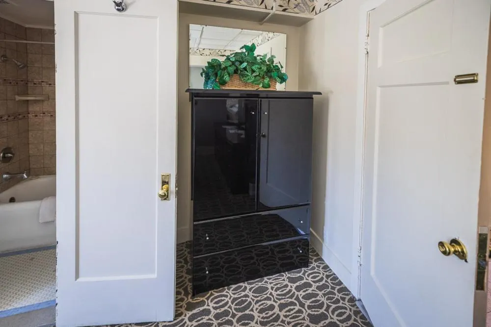 Hotel Nevada & Gambling Hall