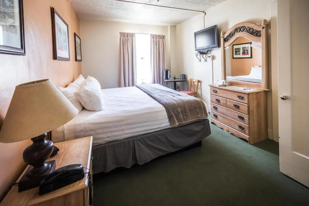 Bed in Hotel Nevada & Gambling Hall