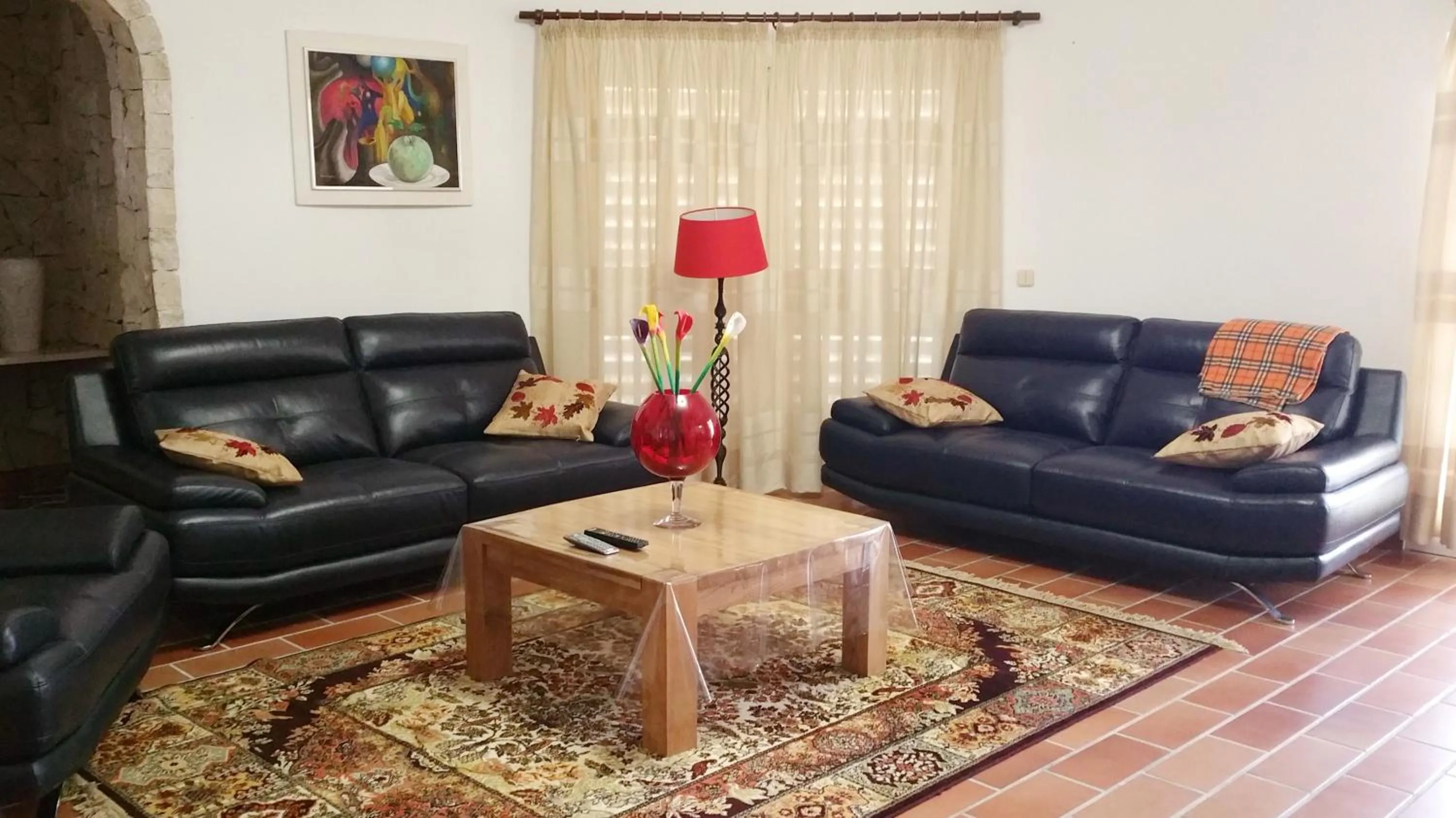 Communal lounge/ TV room in Villa Quinta da Violeta