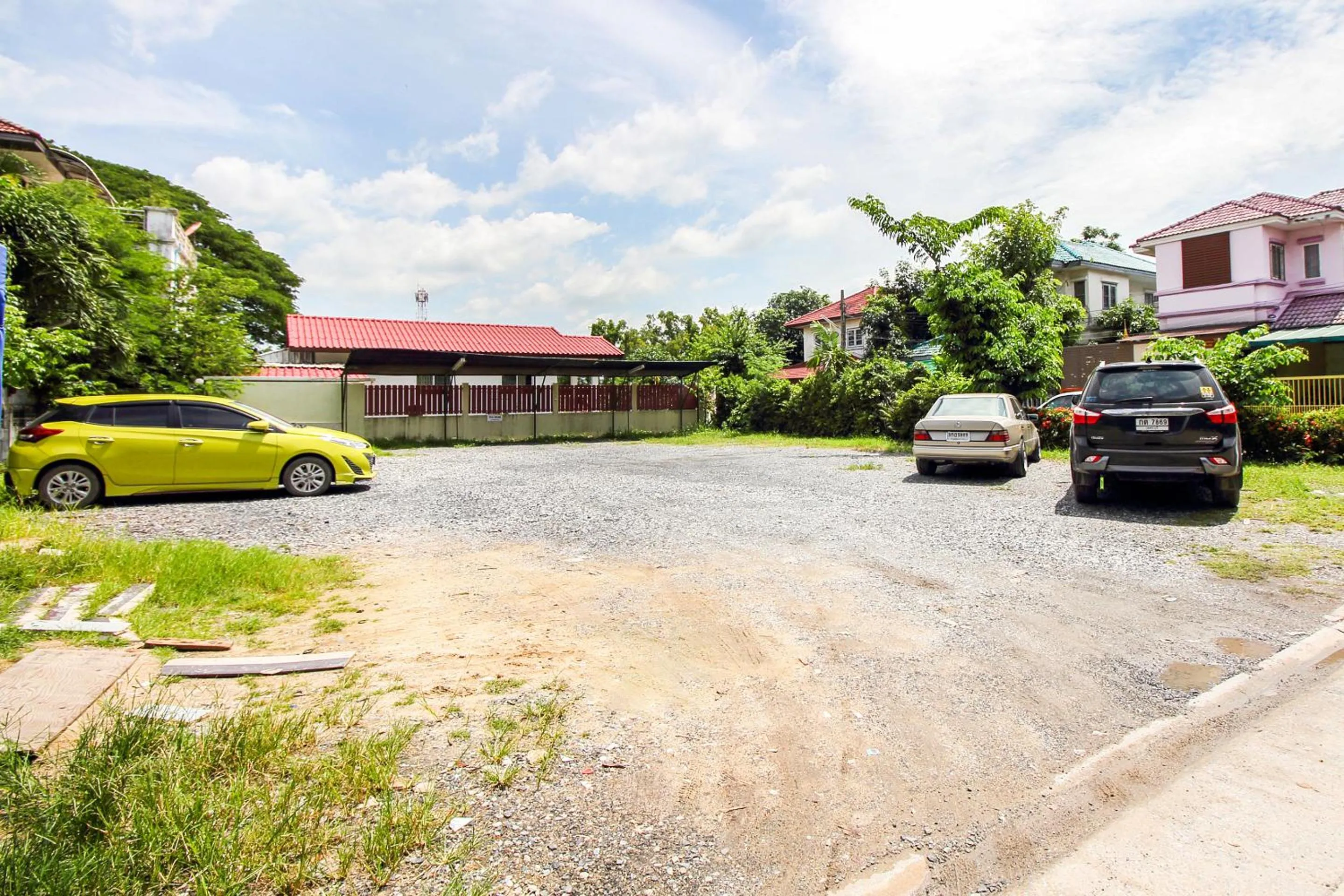 Property building in Kailub Rooms Hotel