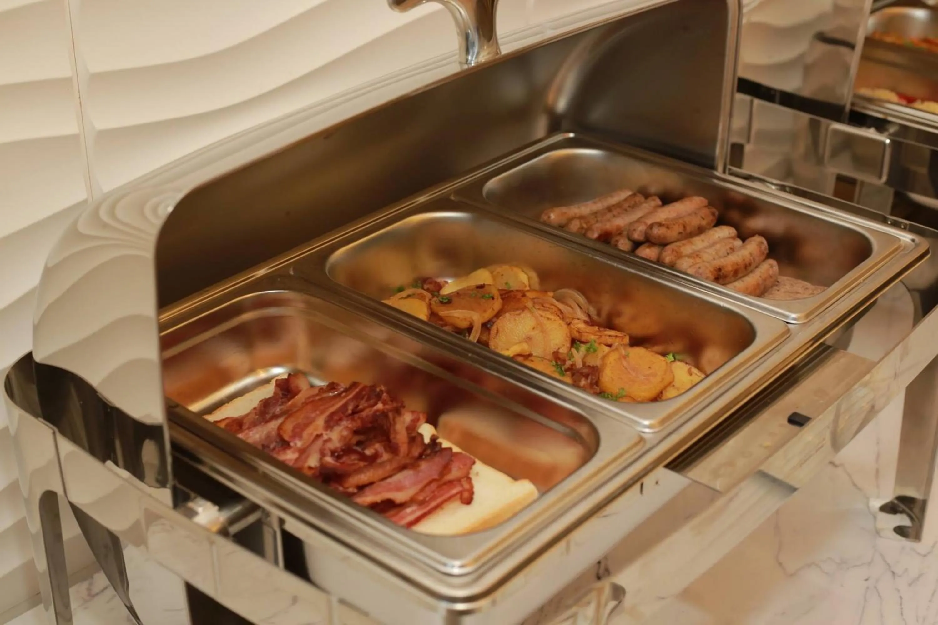 Food and drinks in Inearth Hotel - 华夏商务酒店