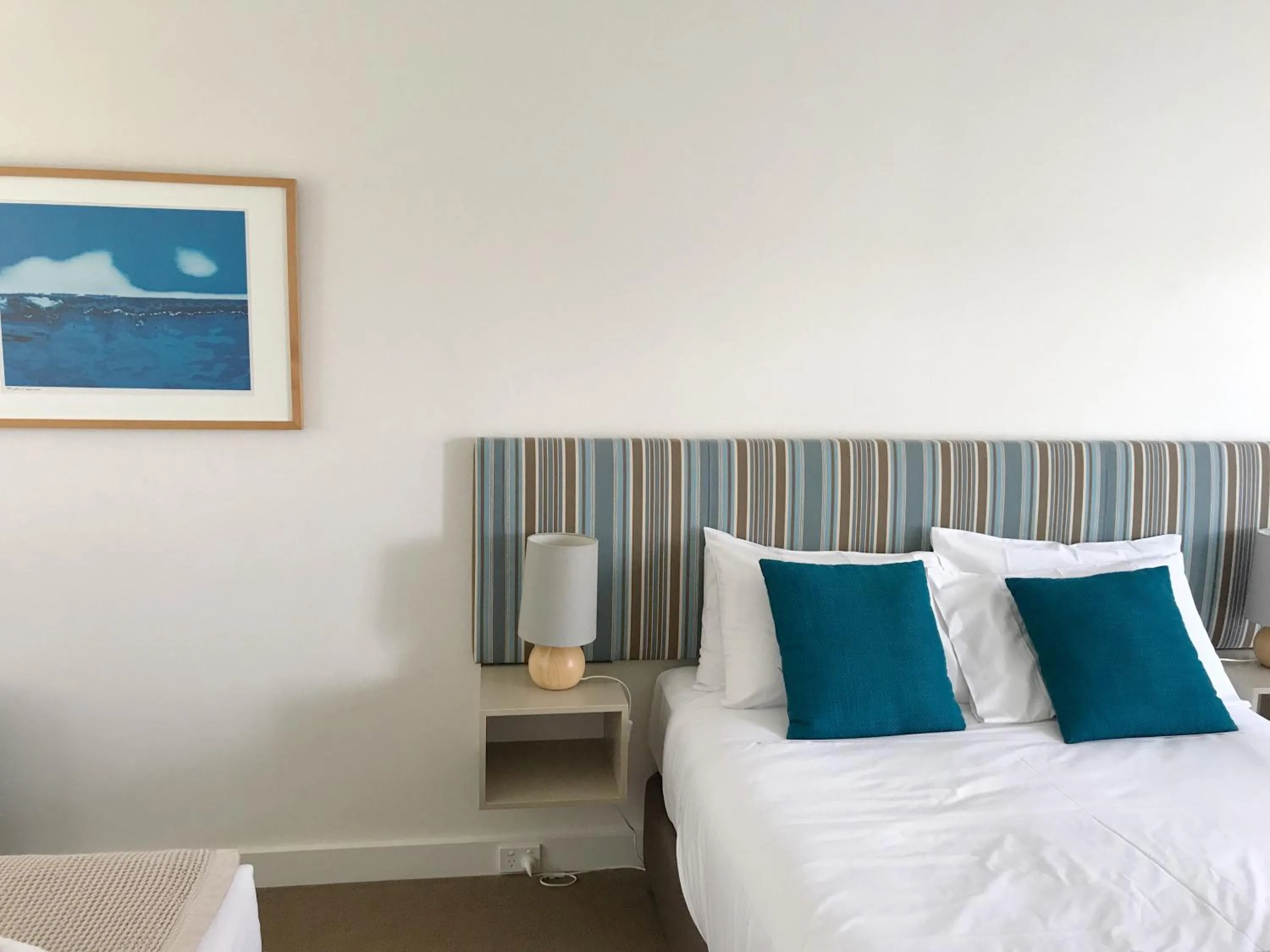 Decorative detail, Bed in Thirroul Beach Motel