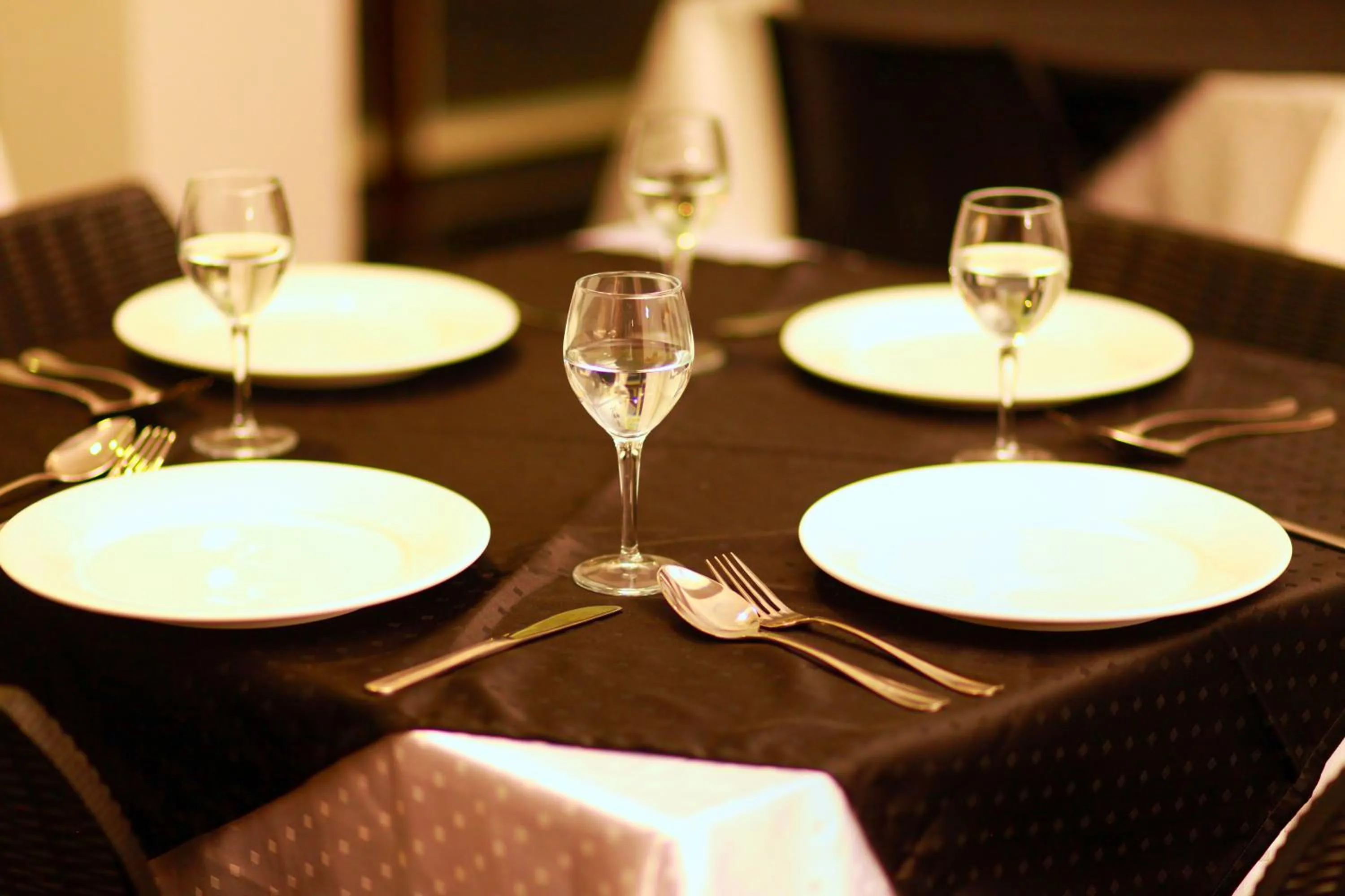 Restaurant/places to eat in Lavenro Hotel & Resort