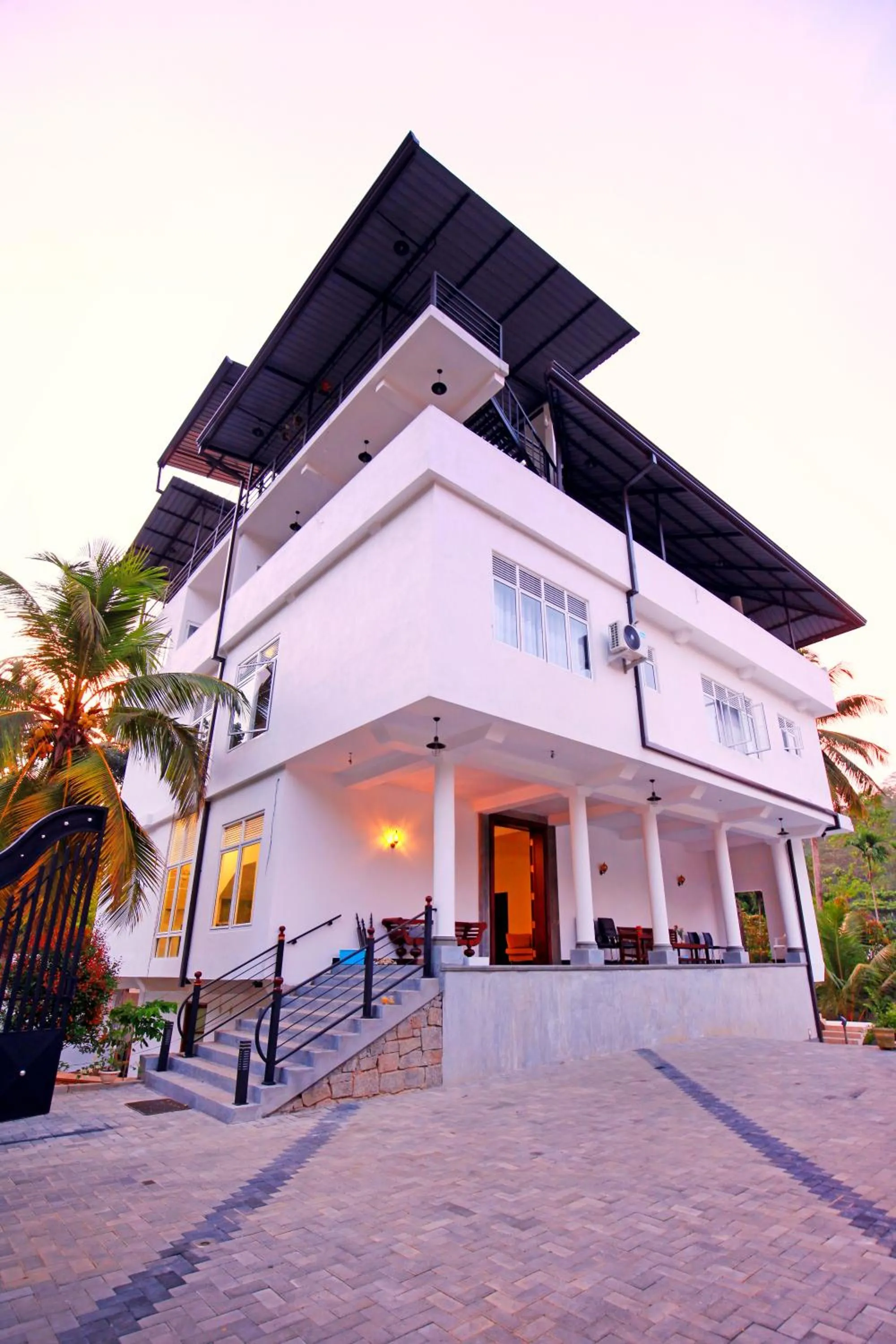 Facade/entrance in Lavenro Hotel & Resort