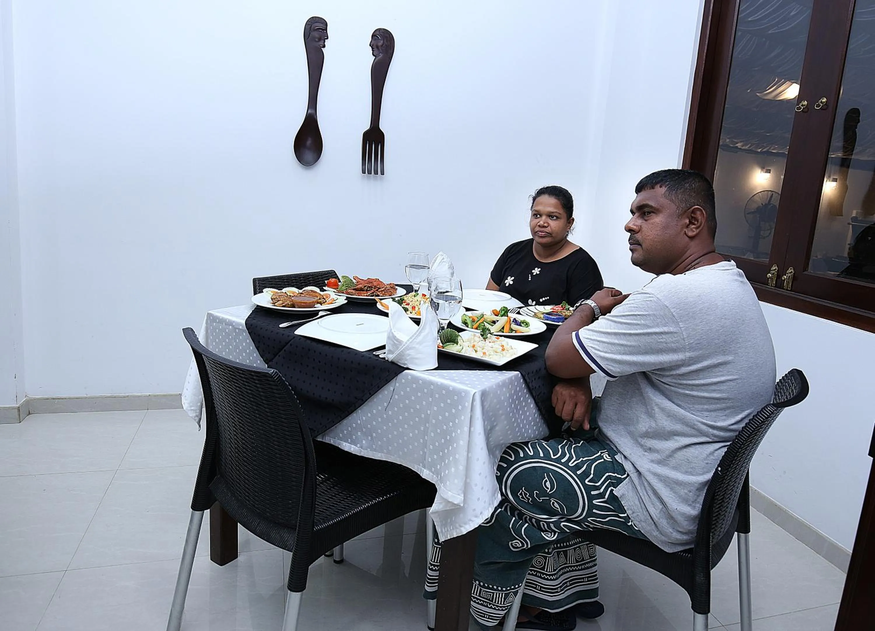 Restaurant/places to eat in Lavenro Hotel & Resort