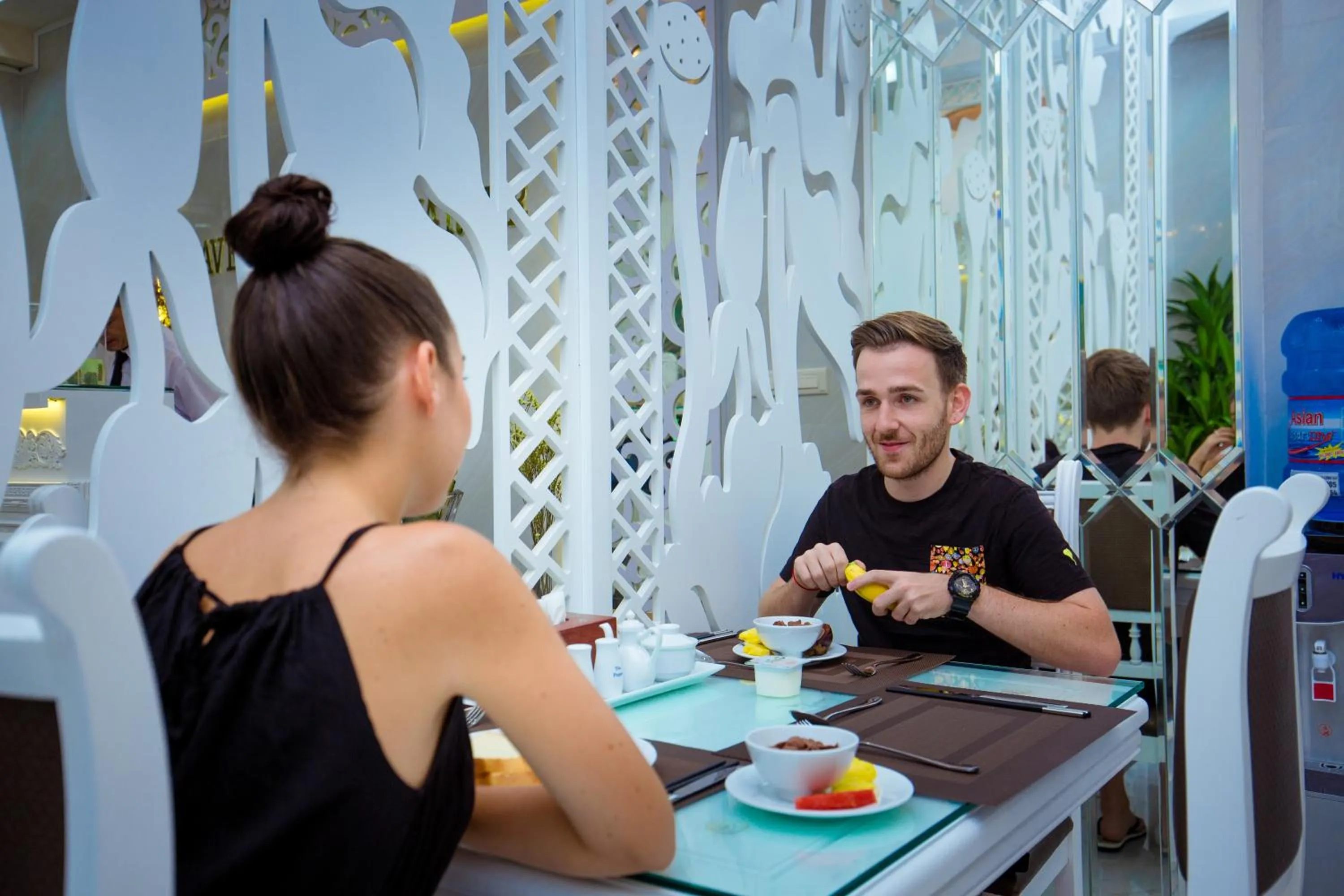 Restaurant/places to eat in Lavender Boutique House