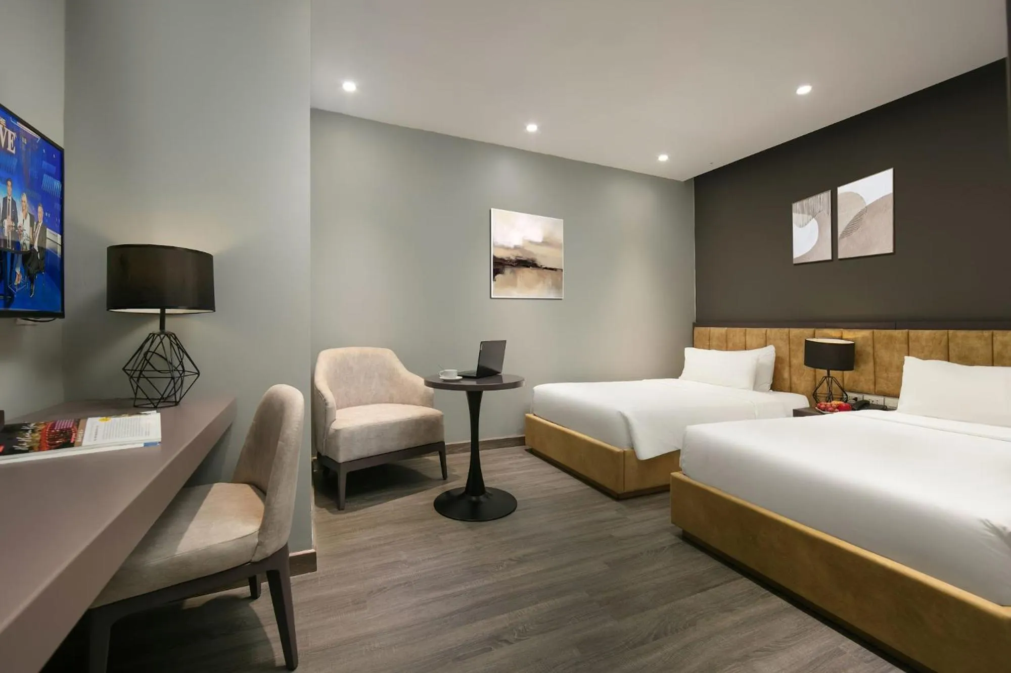 Bed in Hanoi Ping Luxury Hotel