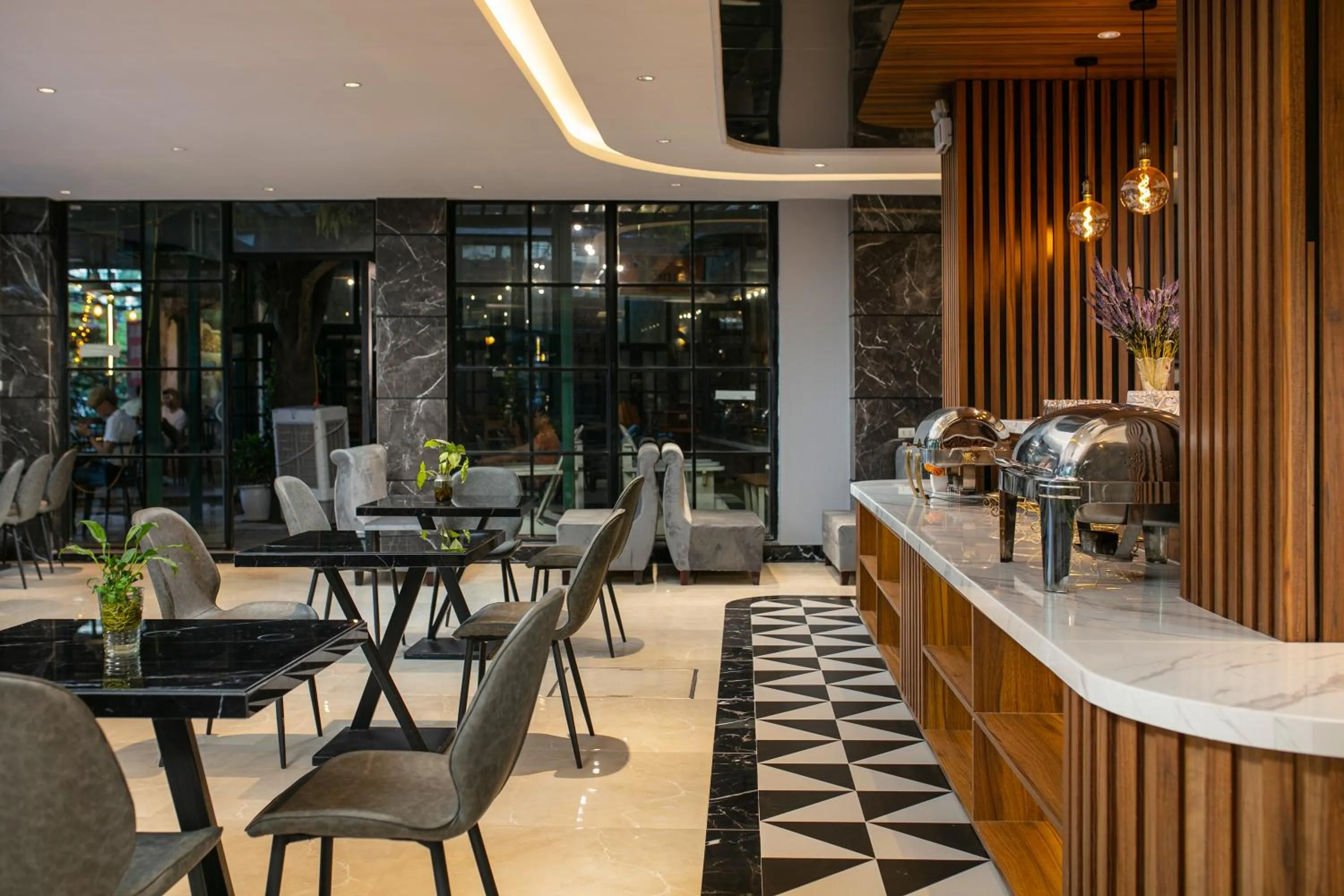 Hanoi Ping Luxury Hotel