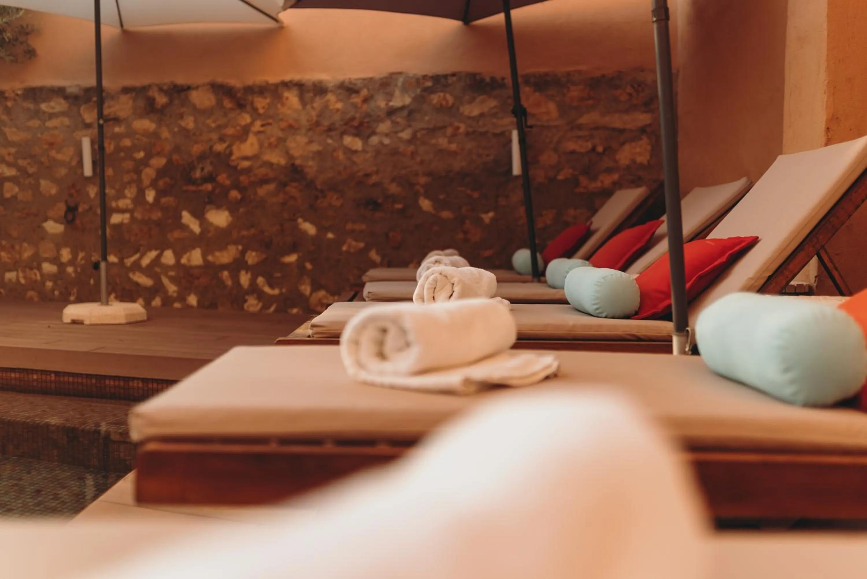 Swimming pool in Can Serrete