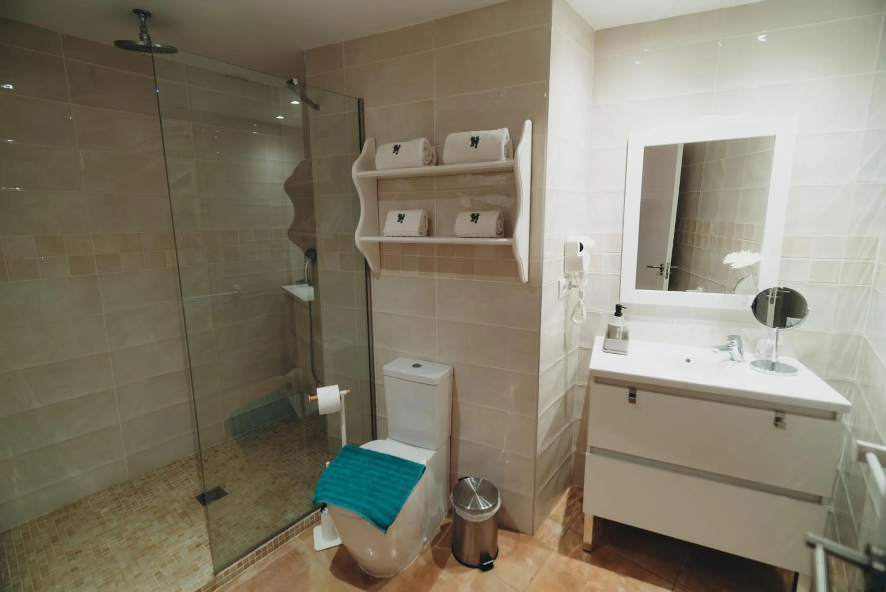 Shower in Can Serrete