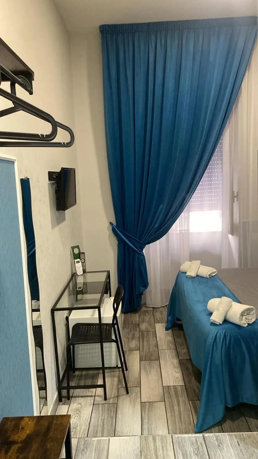 Bed in B&B VIVA NAPOLI