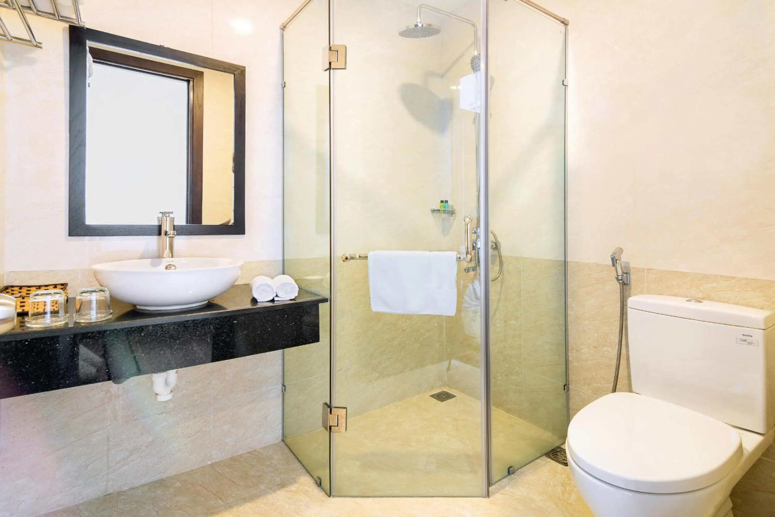 Toilet in Dana Marina Boutique Hotel