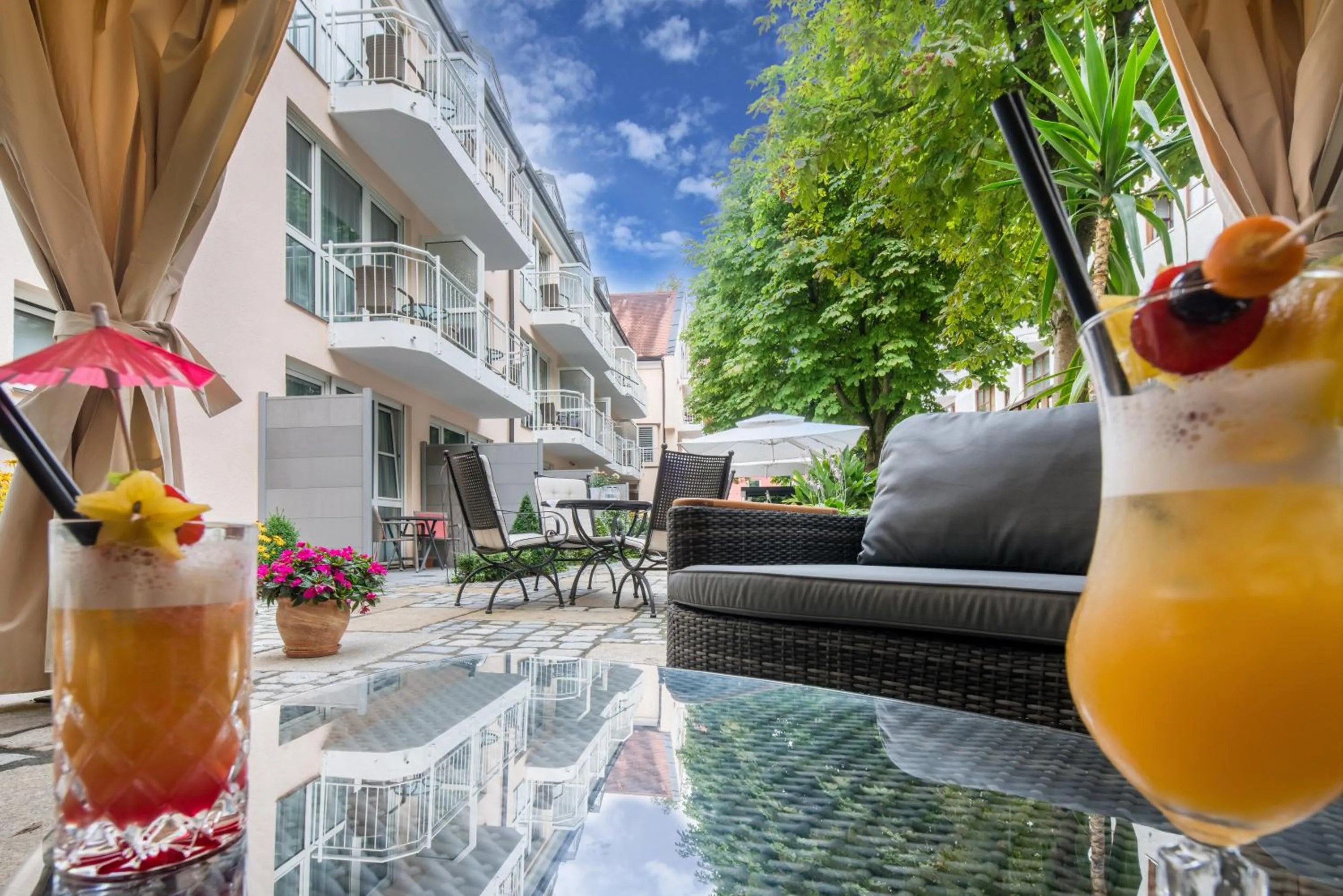 Patio in Best Western Plus Parkhotel Erding