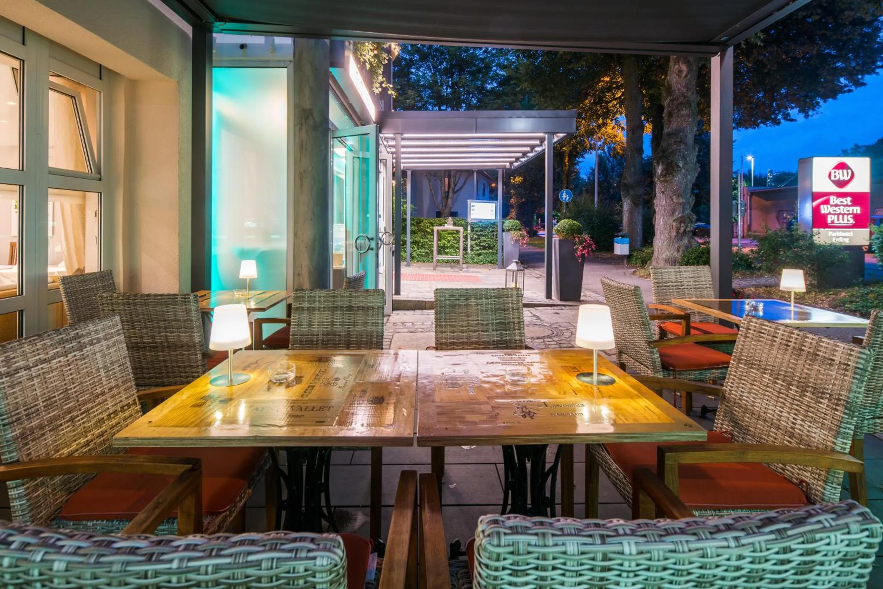 Restaurant/places to eat in Best Western Plus Parkhotel Erding