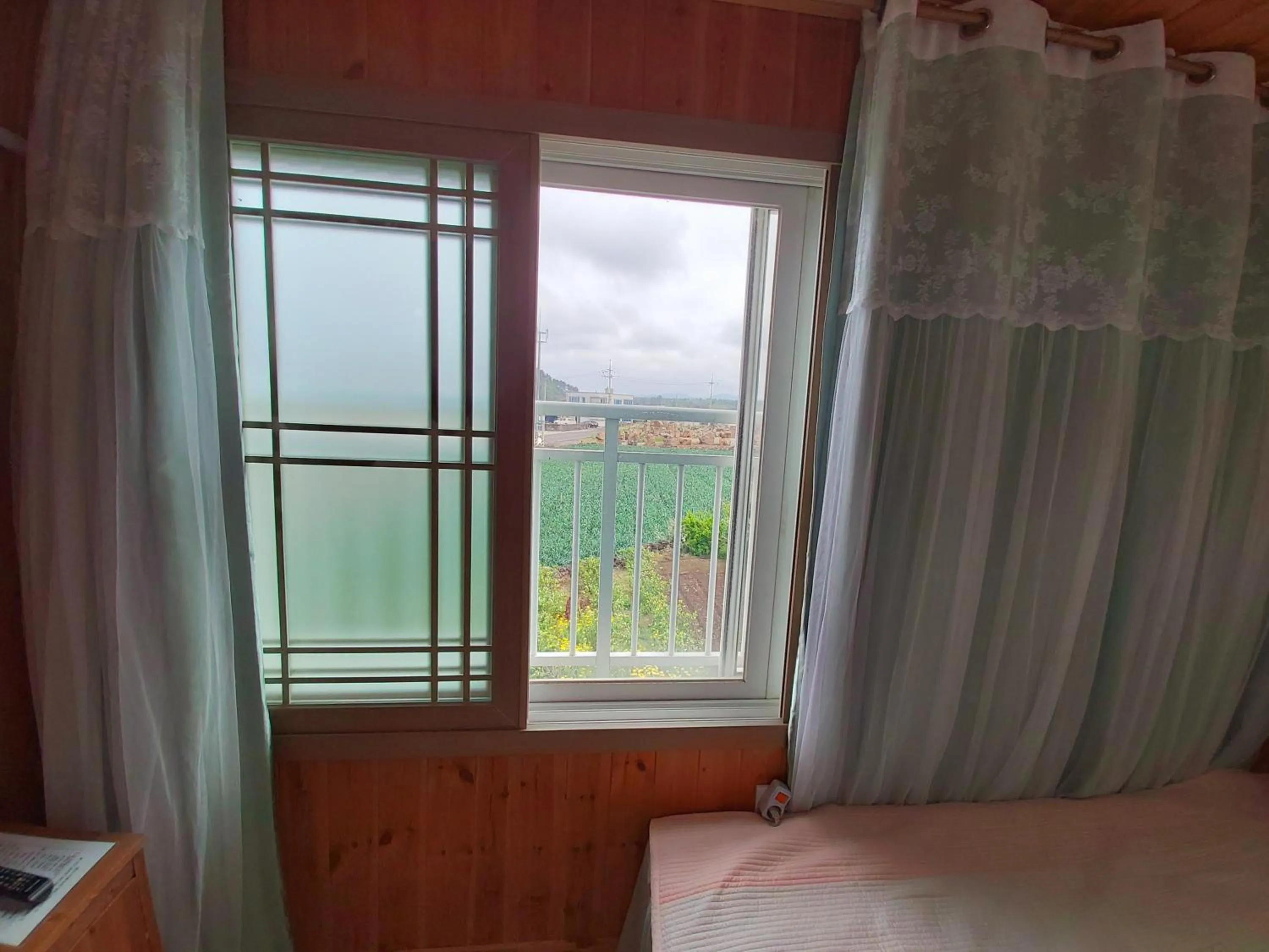 Bed in Feeling Good House