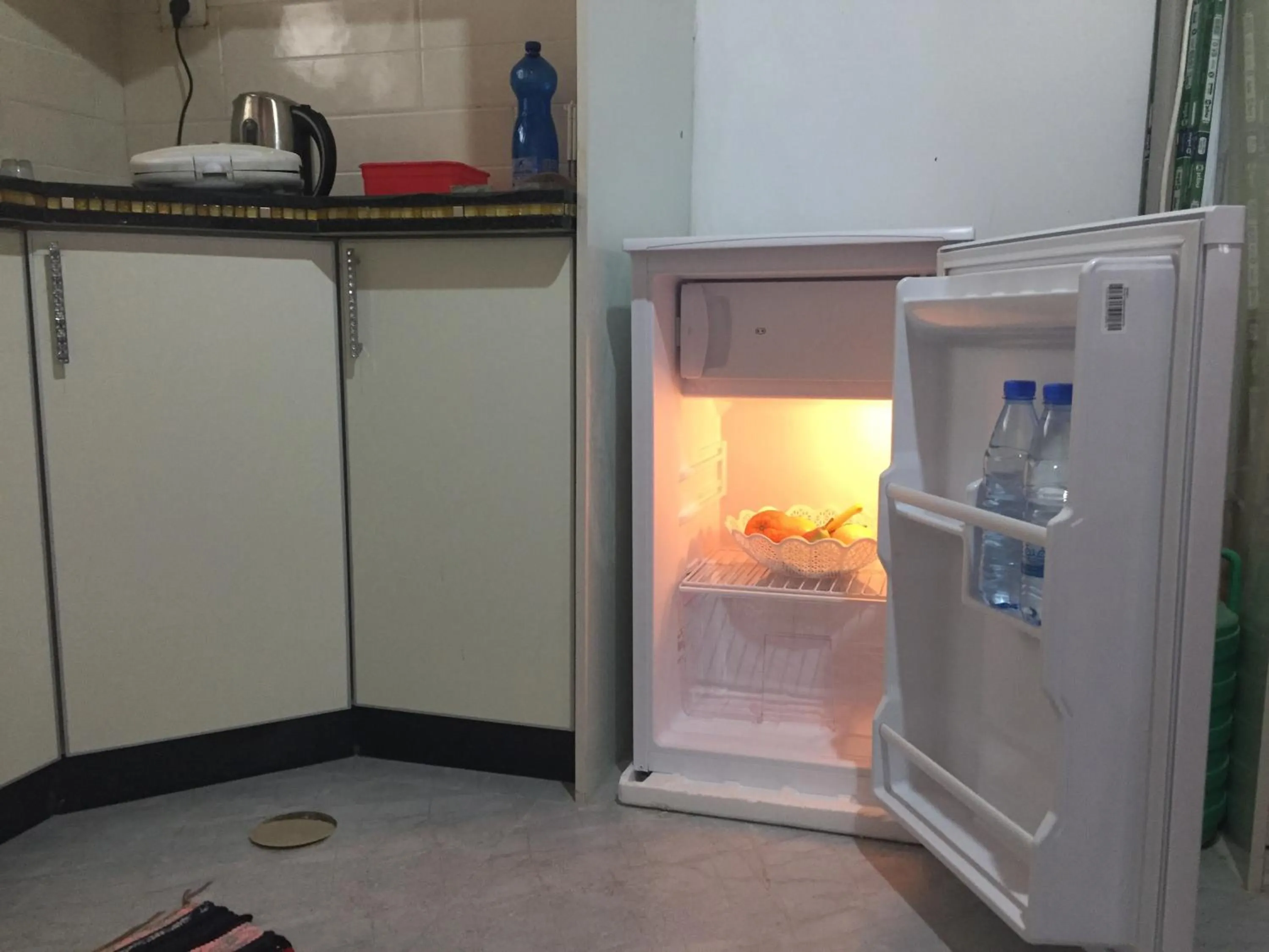 Communal kitchen in Khan Alsira - חאן אלסרה